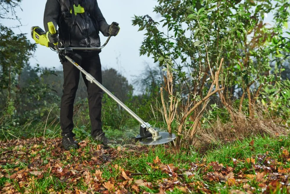 RYOBI - Brzeszczot 26 zębów Ø 25 cm (do użytku z RAC168) do podkaszarek na akumulatorze RY18BCX26A & RY36BCX30A - RAC167