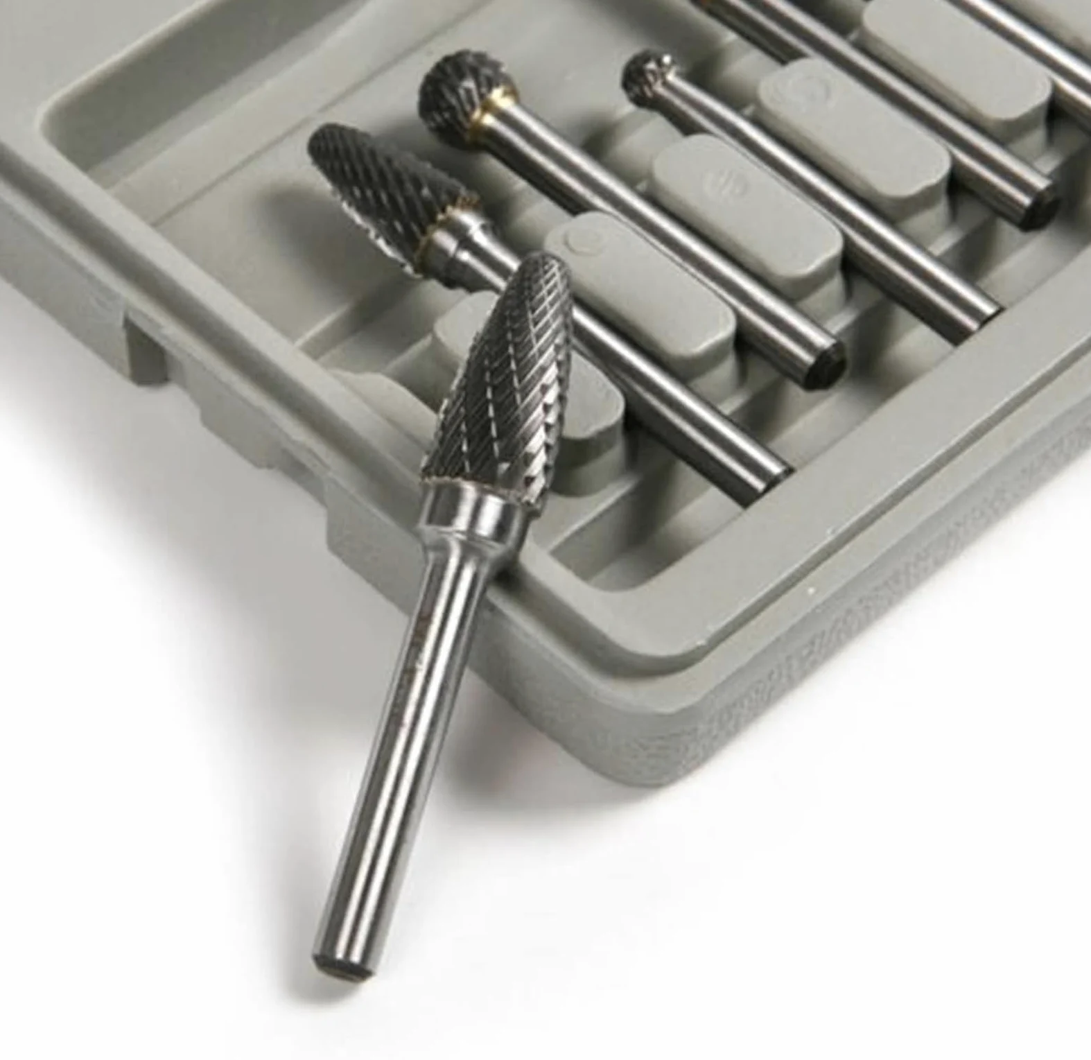 Metalowy pilnik zgrzytowy, zestaw pilników igłowych, 8 szt. 1/4 "wiert z węglika spiekanego 6mm pilnik obrotowy narzędzie do grawerowania CNC wytrzymały pilnik