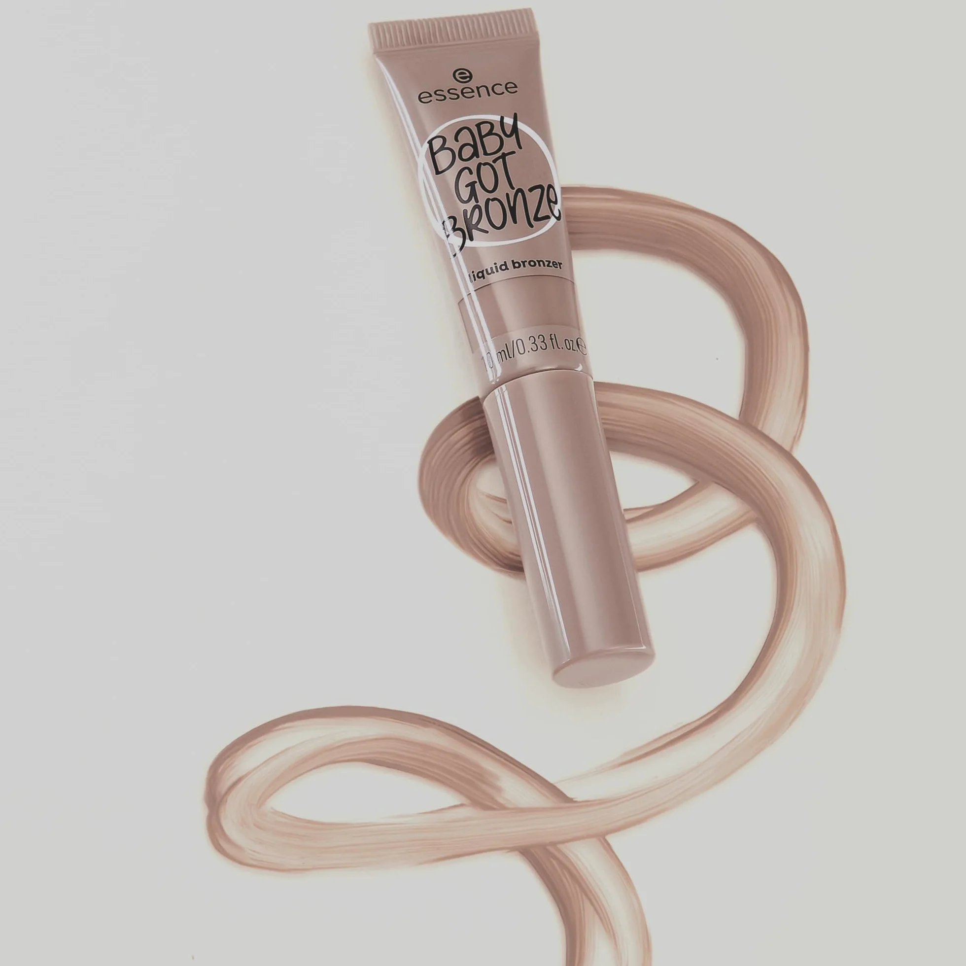 essence Bronzer w płynie BABY GOT BRONZE, długotrwały, konturowanie, łatwa/y do usunięcia., naturalny (10ml)