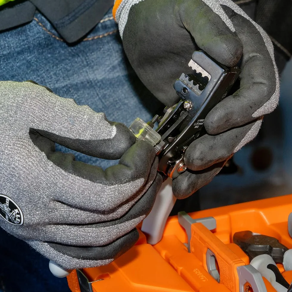 Klein Tools 11069S automatyczny ściągacz przewodów solarnych, precyzyjne ściąganie izolacji dla 6 do 12 AWG litych i 8 do 14 AWG PV elektryczny drut skręcony