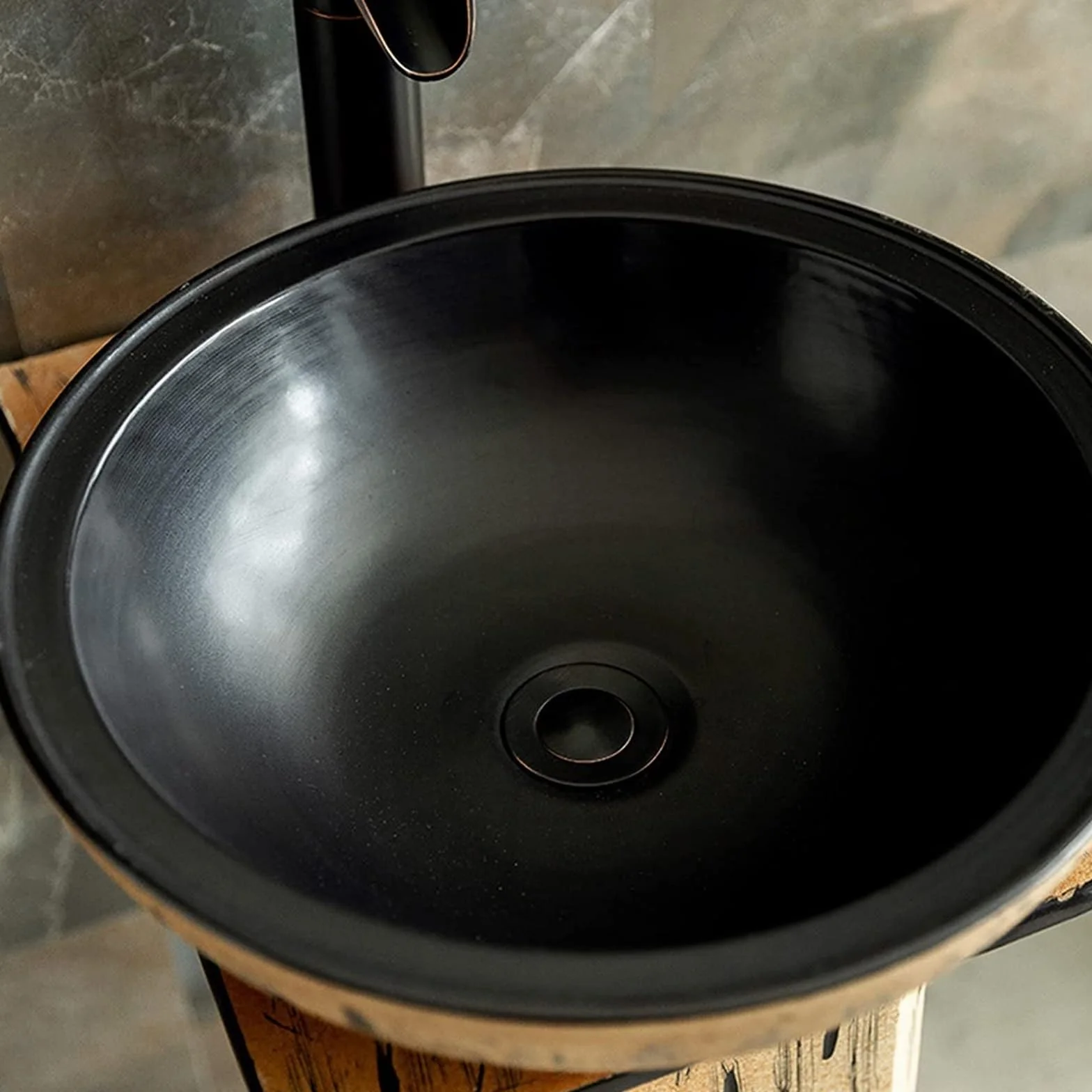 Ceramiczna umywalka łazienkowa, ceramiczna umywalka stojąca, ręcznie robiona umywalka kolumnowa w stylu industrialnym z kranem i korkiem (umywalka stojąca + bateria kombinowana)