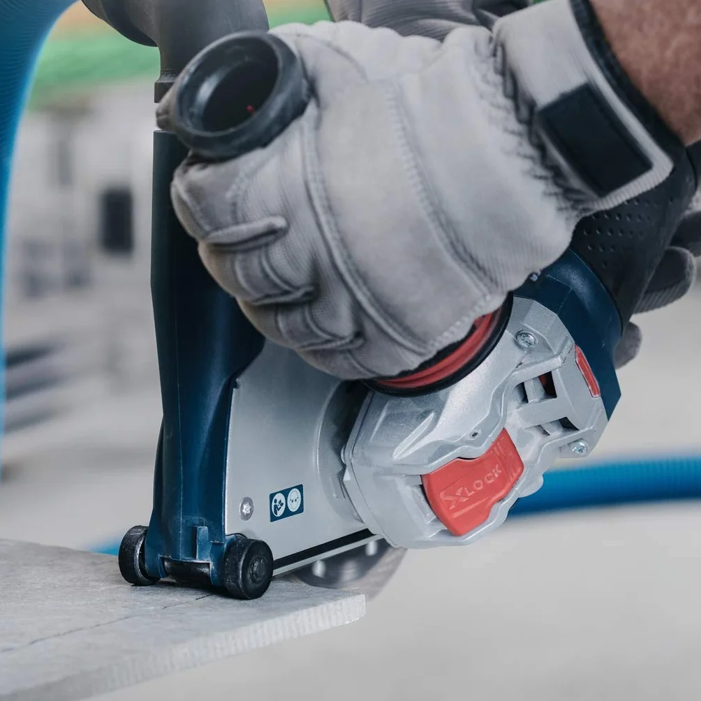Bosch Professional: szlifierka kątowa GWX 9-125 S (900 W, możliwość stosowania osprzętu X-LOCK, Ø tarczy: 125 mm)