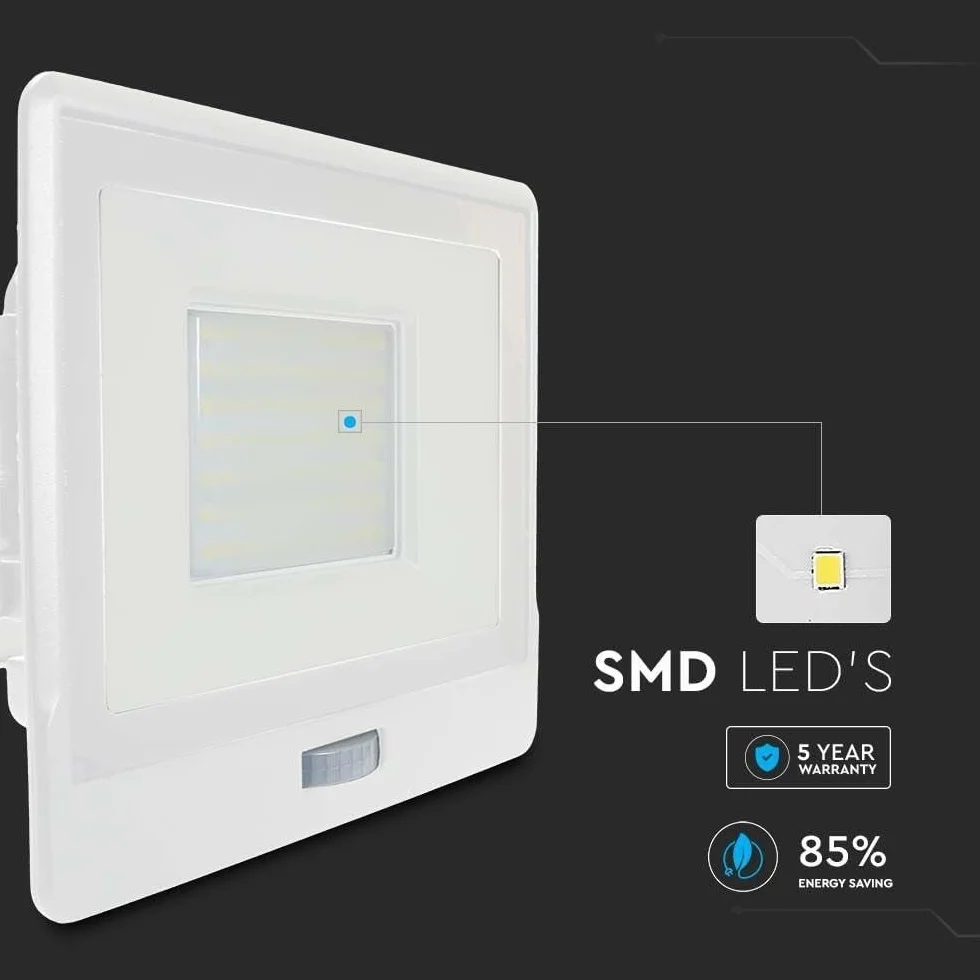 V-TAC Zewnętrzny reflektor LED z chipem Samsung 50 W, wodoodporny czujnik PIR w kolorze białym, zimne białe światło