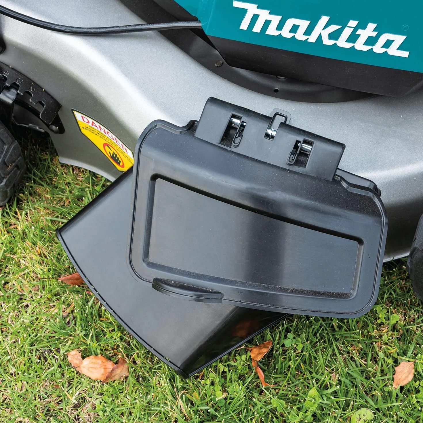 Makita DLM530Z kosiarka akumulatorowa 2 x 18 V