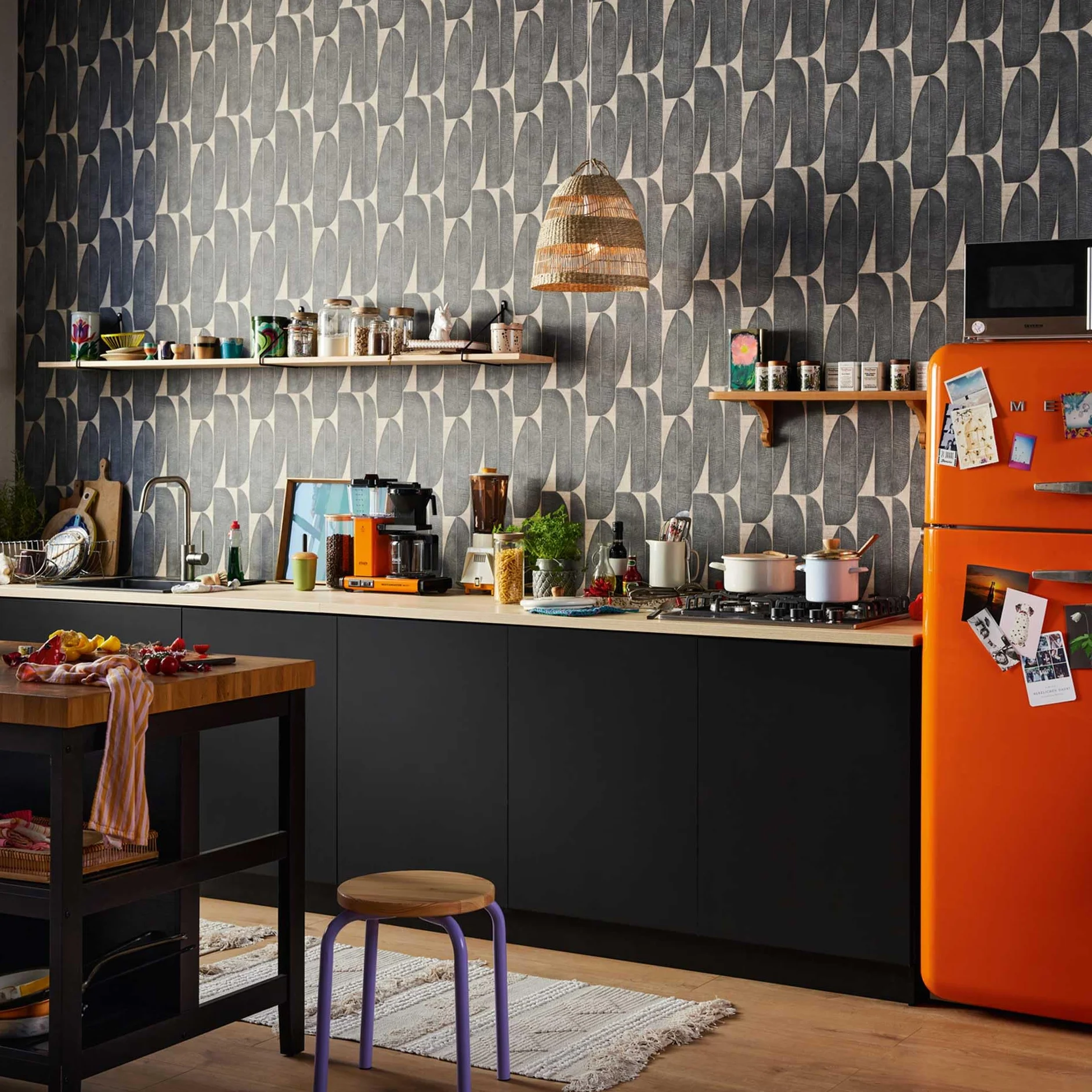 Livingwalls Tapeta 396583 z liściem banana w kolorze beżowym – wysokiej jakości designerska tapeta kwiatowa – matowa tapeta ścienna do różnych pomieszczeń – 10,05 m x 0,53 m – Made in Germany