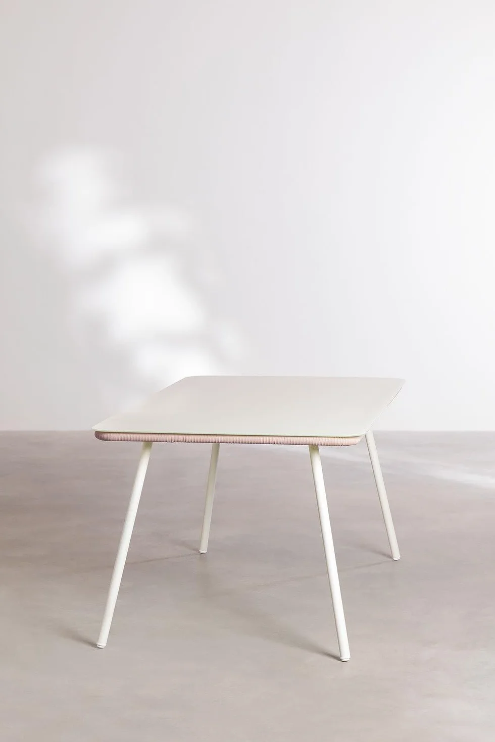 SKLUM Stół ogrodowy prostokątny 160x90 cm ze szkła i aluminium Arhiza