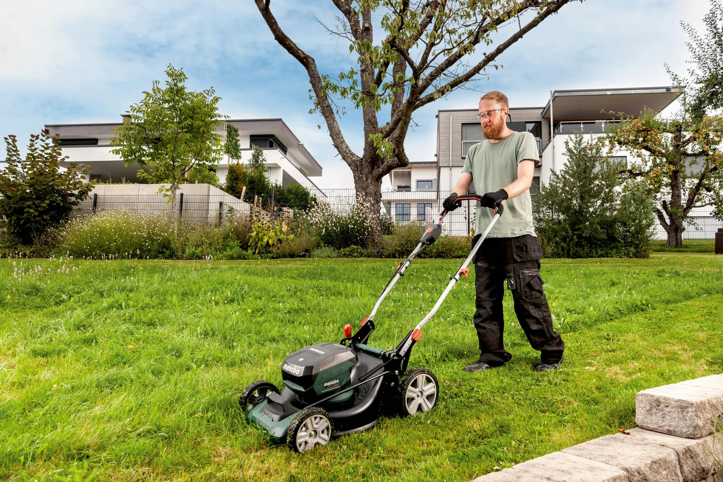 Metabo kosiarka akumulatorowa RM 36-18 LTX BL 46 18 V mulczowanie 800 m²