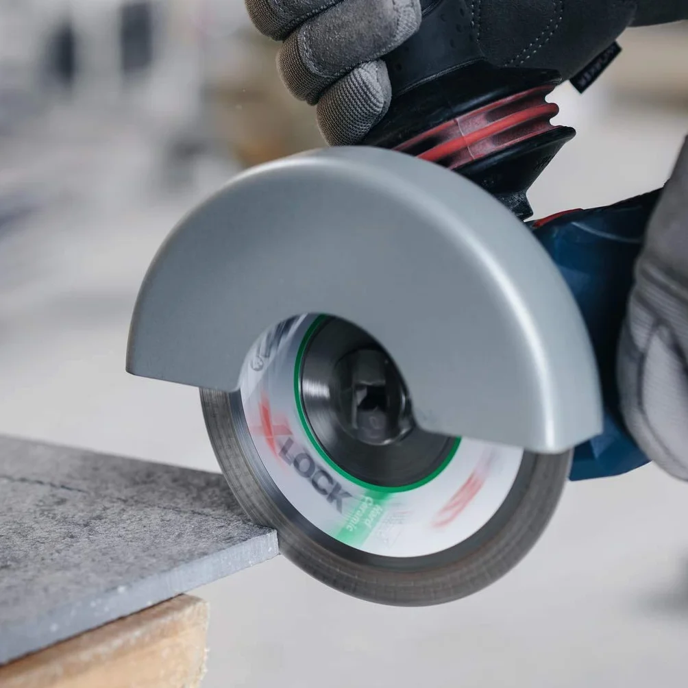Bosch Professional: szlifierka kątowa GWX 9-125 S (900 W, możliwość stosowania osprzętu X-LOCK, Ø tarczy: 125 mm)