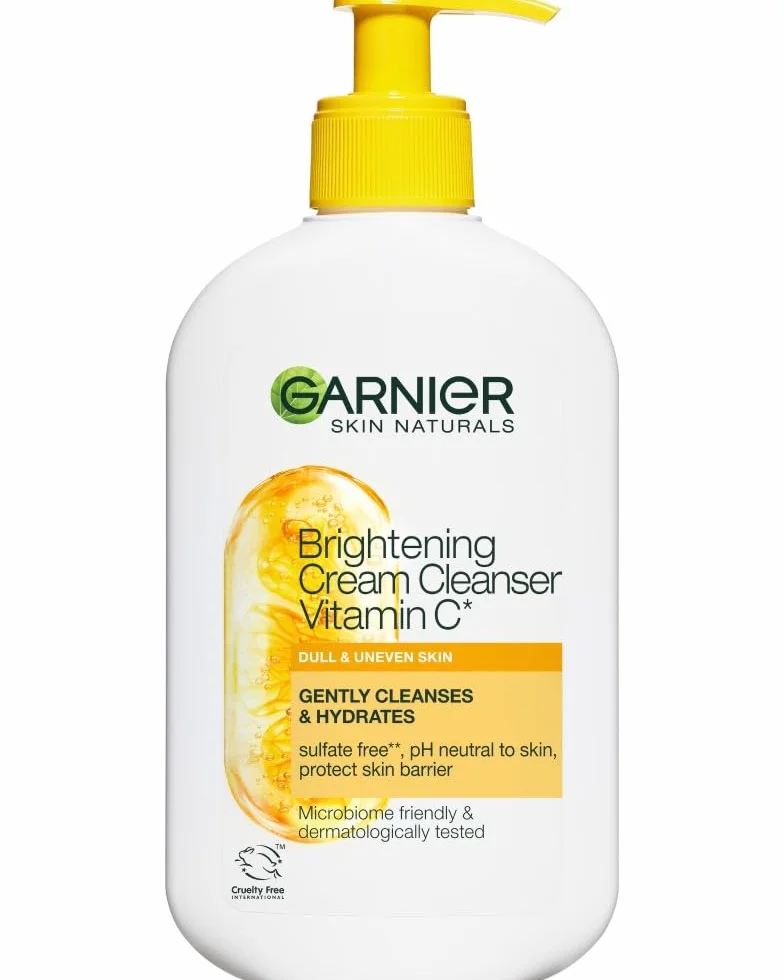 Garnier SkinActive Glow Booster Cream Cleanser z witaminą C Face Cleaning Gently Cleanses & Hydrates, 250 ml