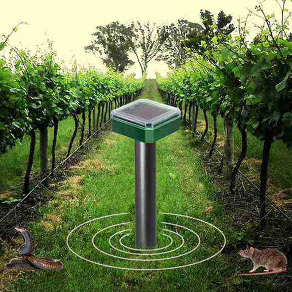 12 Packs Outdoor Solar Ultrasonic Vibration Repeller Snake Repeller Mole Electronic Snake Repeller for Yard Farm