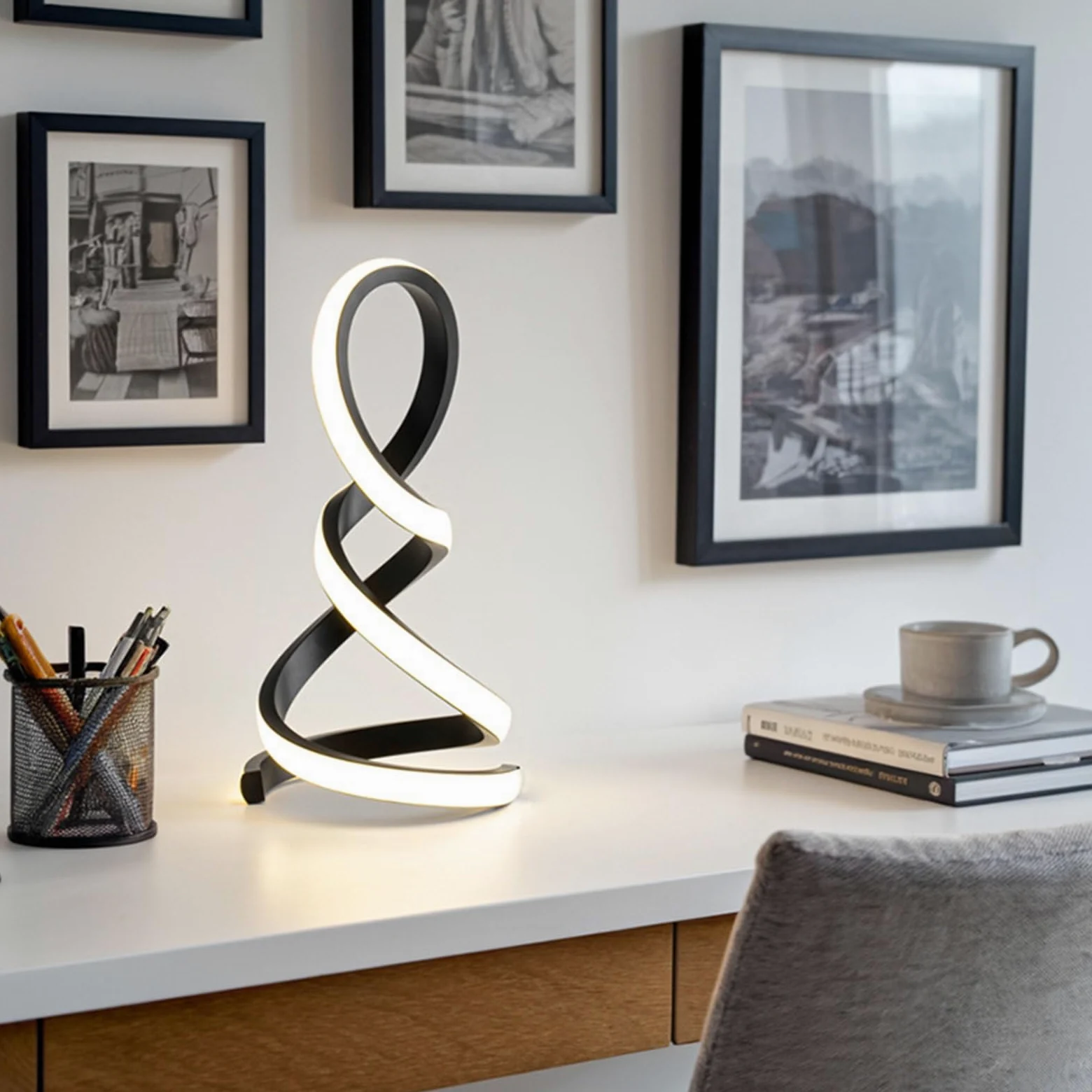 Jadssox Lampa Biurkowa LED Spiralna Czarna Liniowa Lampa Stołowa, Nowoczesne Małe Lampki Nocne Do Salonu Sypialnia Nocne Biuro, 3W 3 Tryb Kolorów Oprawa Oświetleniowa Na Szafkę Nocną
