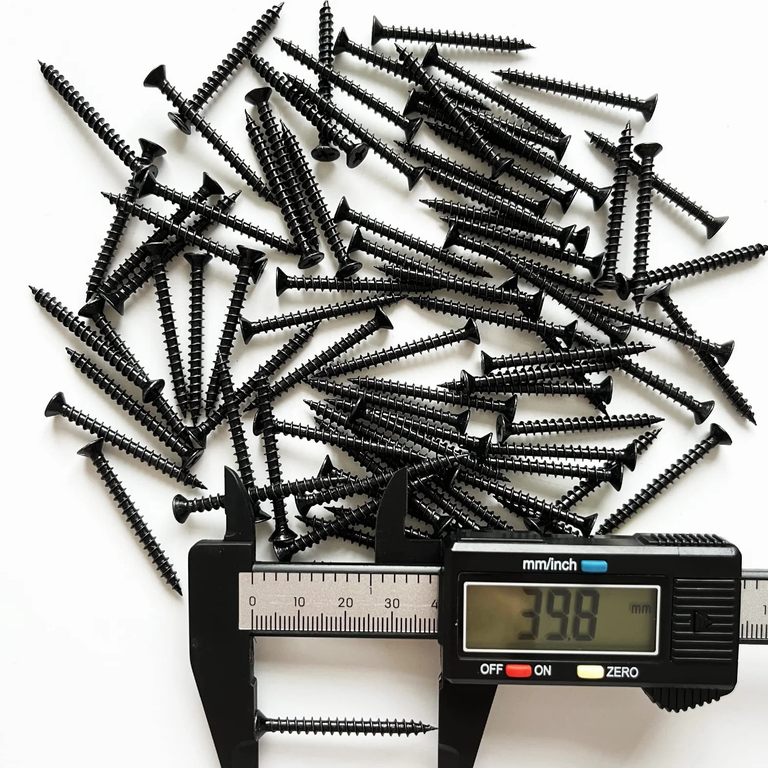 100 sztuk klipsów WPC, plastikowe klipsy tarasowe 6 mm do listew WPC/BPC, ukryte mocowanie za pomocą klipsów T + śruby (czarne)