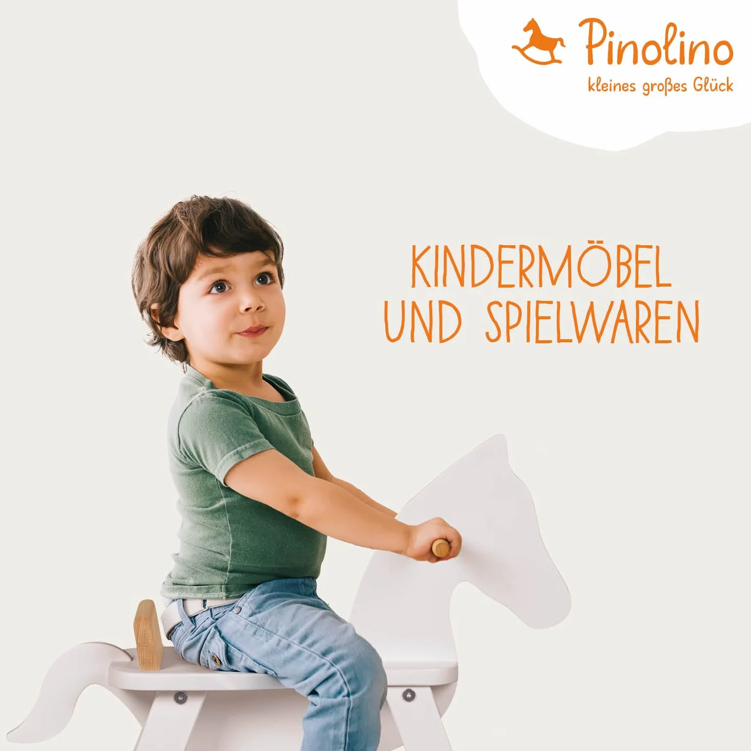 Dreieckiger Kinder-Picknicktisch Nicki für 4 mit Lehne, natur