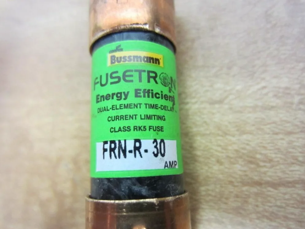 Bussmann FRN-R-30 bezpiecznik Fusetron FRNR30 energooszczędny (opakowanie 10 szt.)