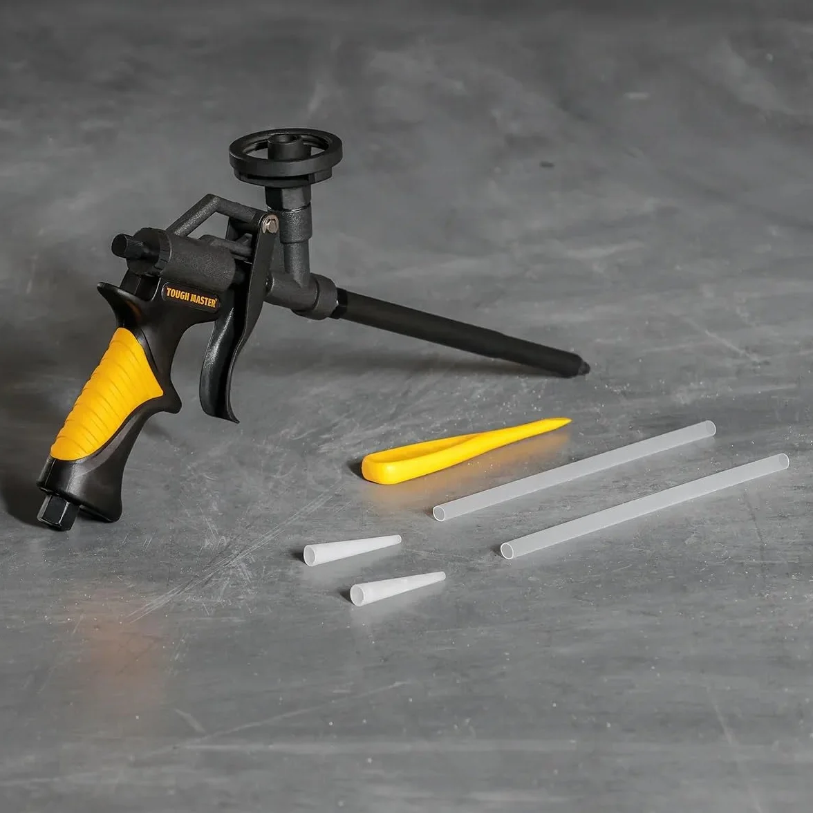 TOUGH MASTER Pistolet piankowy profesjonalny wytrzymały aluminiowy pistolet do spieniania z podwójną ochroną PTFE, rurka ze stali nierdzewnej i aplikator natryskowy igły z x2 plastikowymi dyszami x2