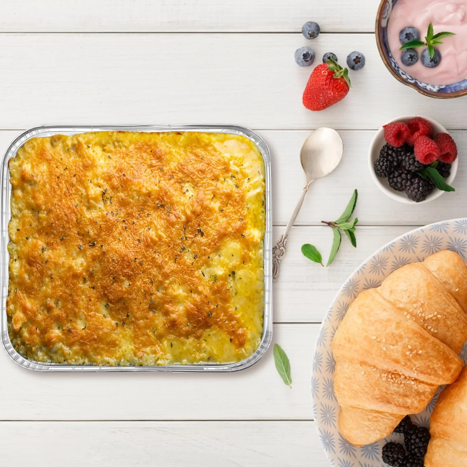 VOSSOT Aluminiowa tacka do grilla, 30 sztuk, 20 cm, odporne na piekarnik, do grilla, pieczenia, pikników, frytkownicy na gorące powietrze, do grilla gazowego i węglowego, odporna na pieczenie