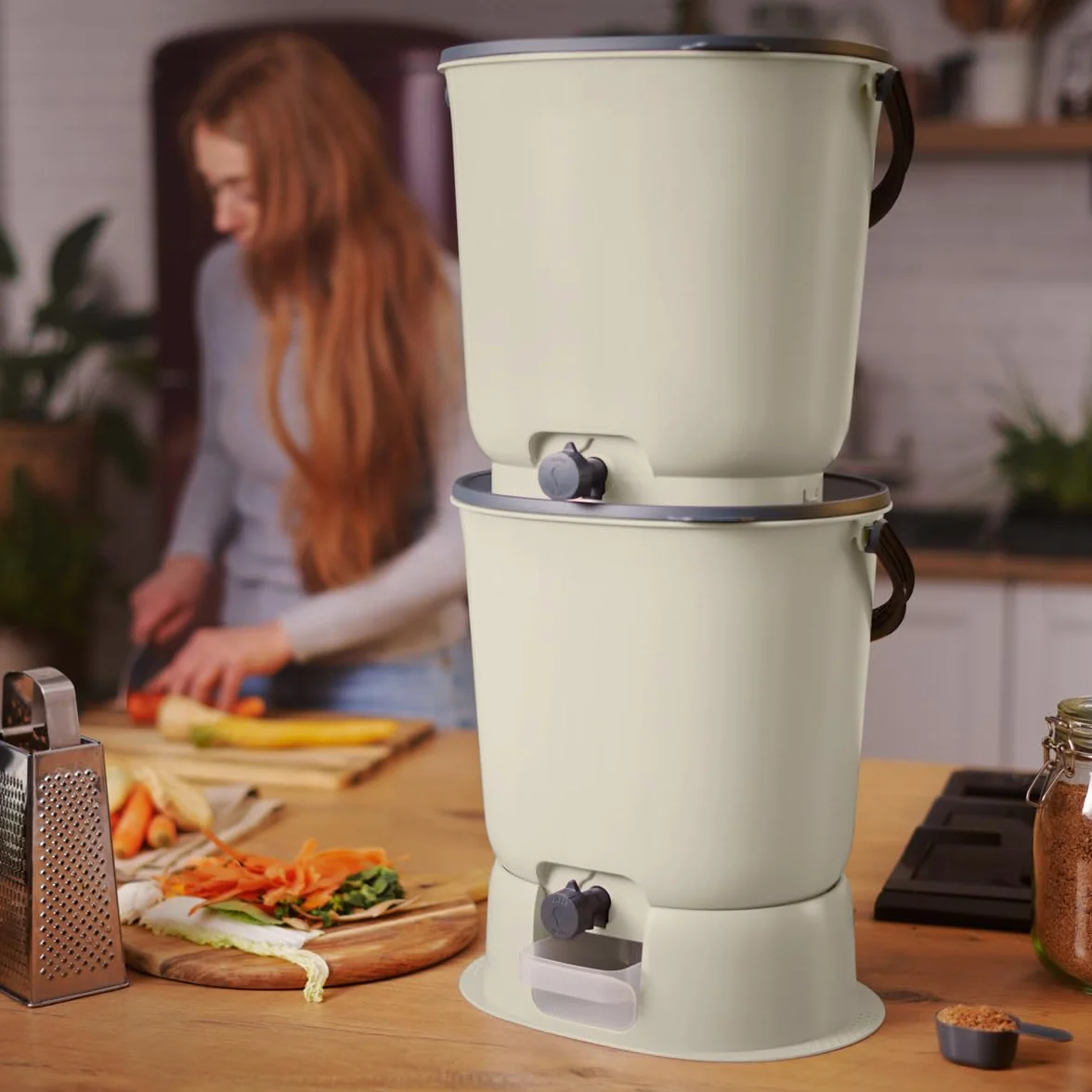 Zestaw 2 kompostowników Bokashi Essential 15,3L + 1 kg do mózgu + 1 baza kremowa