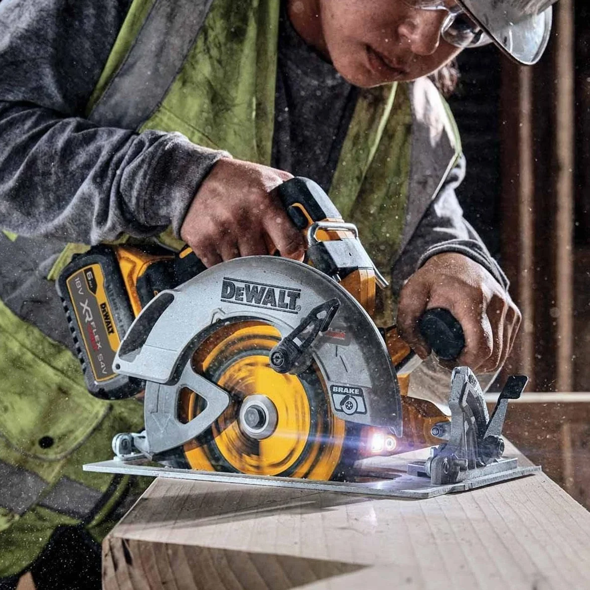 DEWALT DCS573NT-XJ Piła Akumulatorowa Bezszczotkowa XR 18V