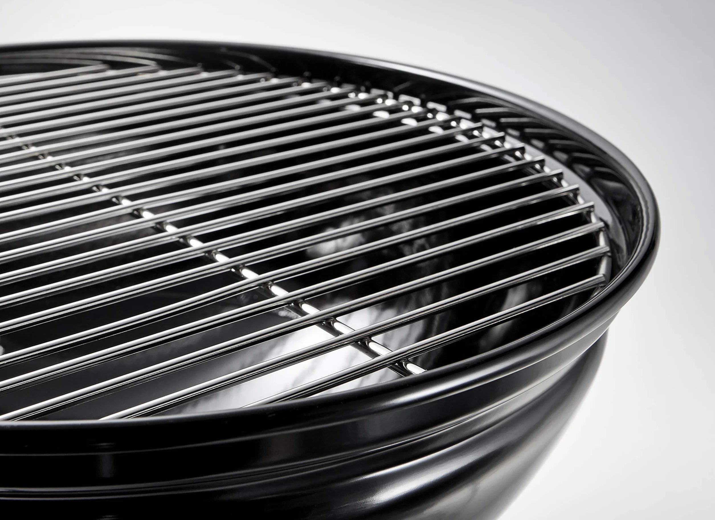 Weber Smokey Joe Premium Grill węglowy 37 cm przenośny BBQ czarny