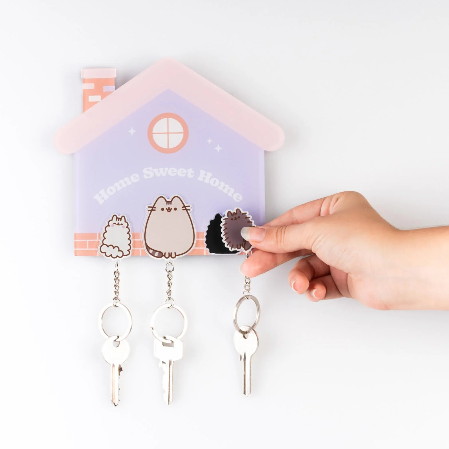 Grupo Erik Magnetic Key Holder For Wall With Keychains - Pusheen Gifts For Cat Lovers | Key Organiser With Magnetic Keyring, Home Decor, Hallway Decor | Pusheen Merchandise, New Home Gifts For Friends