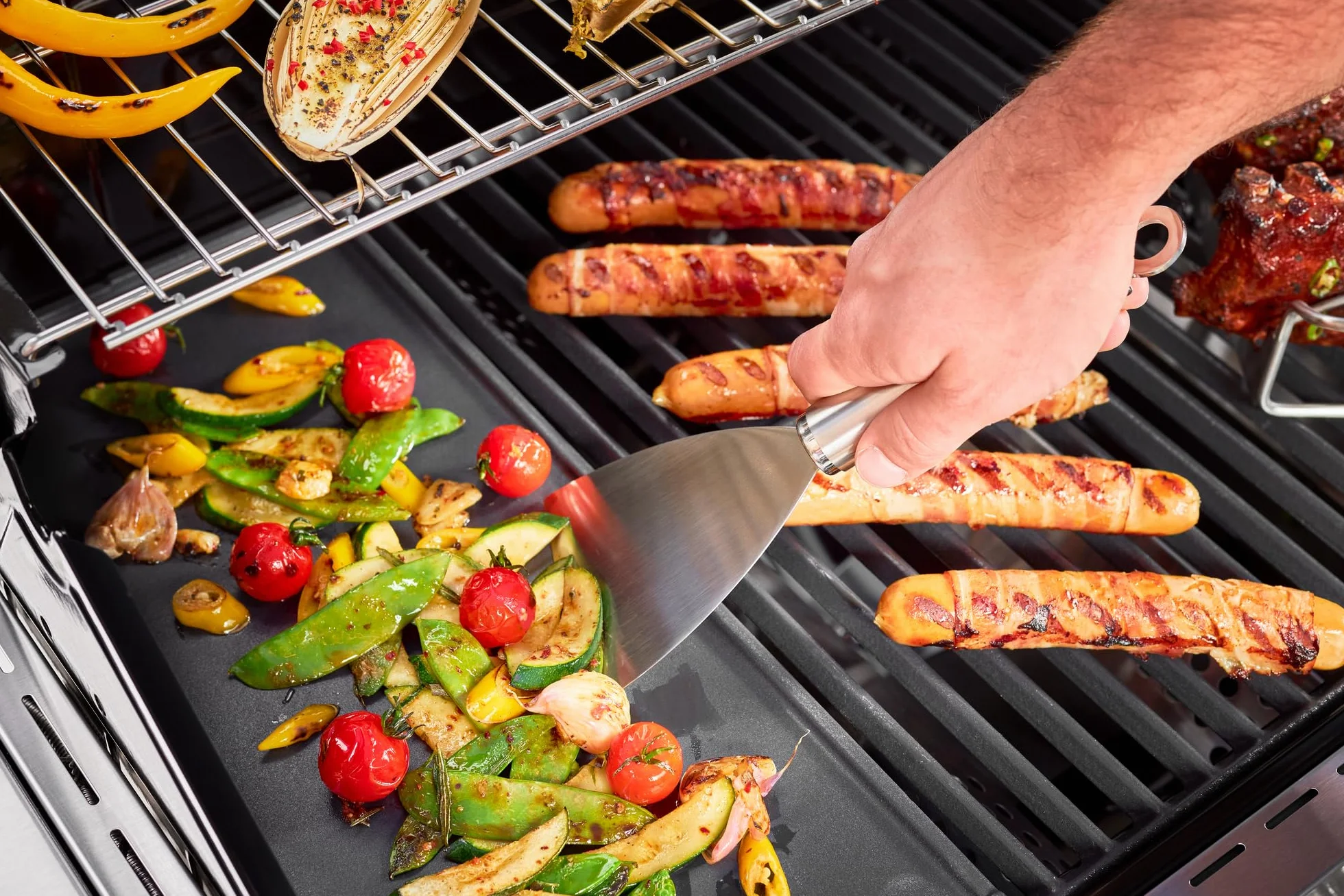 RÖSLE Szpatułka do grilla, wysokiej jakości szpatułka do obracania mięsa i czyszczenia płyt grillowych, stal nierdzewna, nadaje się do mycia w zmywarce