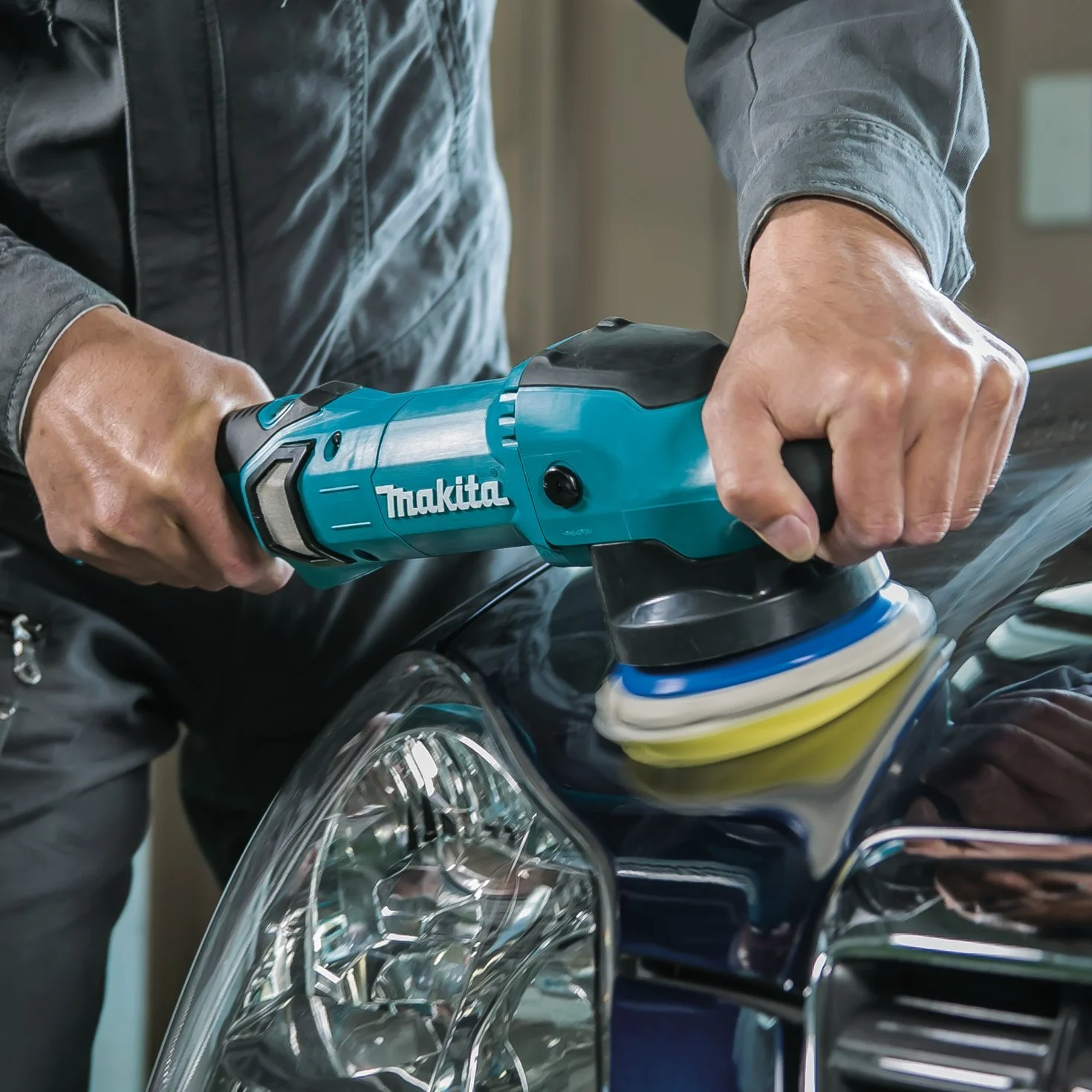 Makita Polerka mimośrodowa (900 W, 230 V) PO5000C