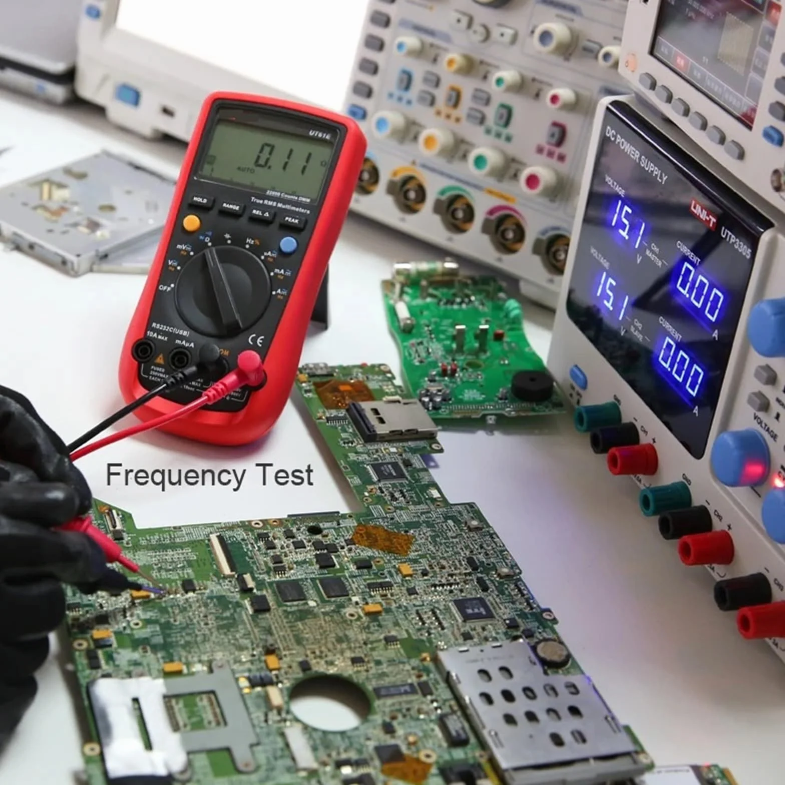 UT61E+ Cyfrowy wyświetlacz Inteligentny multimetr True RMS Wysoka precyzja 1000 V AC DC Tester napięcia 22000 zliczeń Miernik prądu