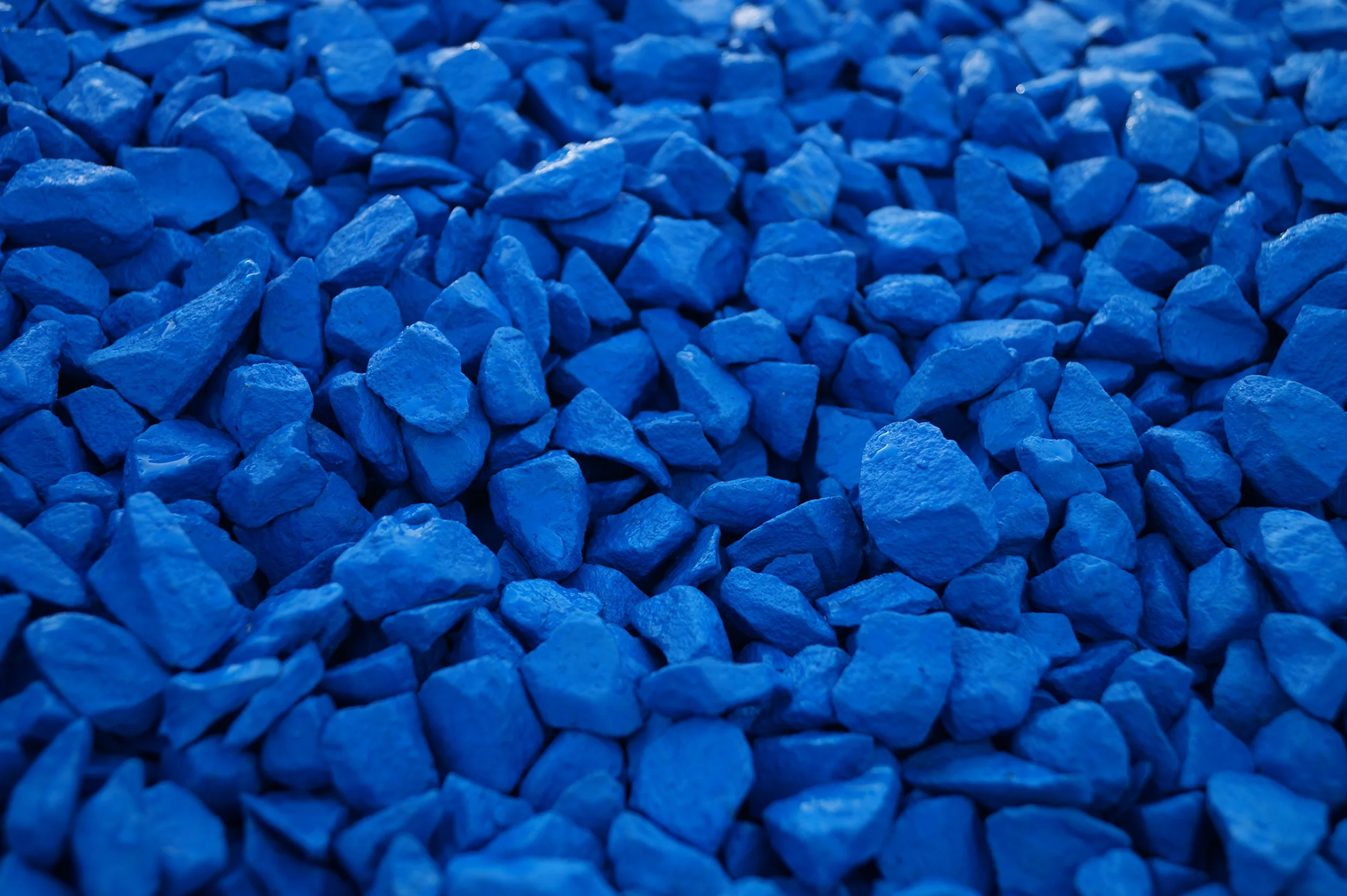 Kamienie dekoracyjne, dekoracyjne kamienie ogrodowe, niebieski (RockinColour Azure Blue), idealne do elementów dekoracyjnych, odporne na promieniowanie UV i warunki atmosferyczne, bezpieczna powłoka