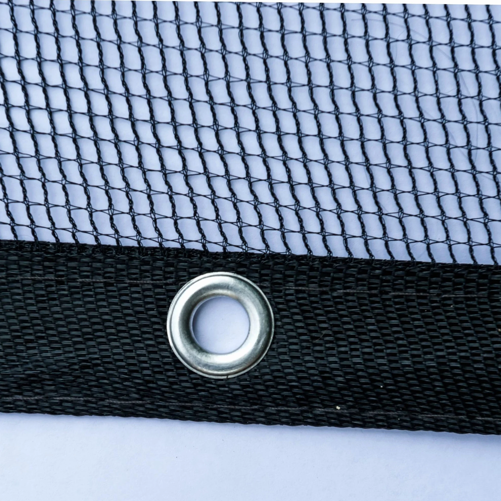 WERKA PRO, Siatka ochronna do basenu 100g/m2, idealna do zapobiegania zanieczyszczeniom i zabrudzeniom, łatwa instalacja z aluminiowymi oczkami, wzmocniona konstrukcja, 5 x 9 m, zielona