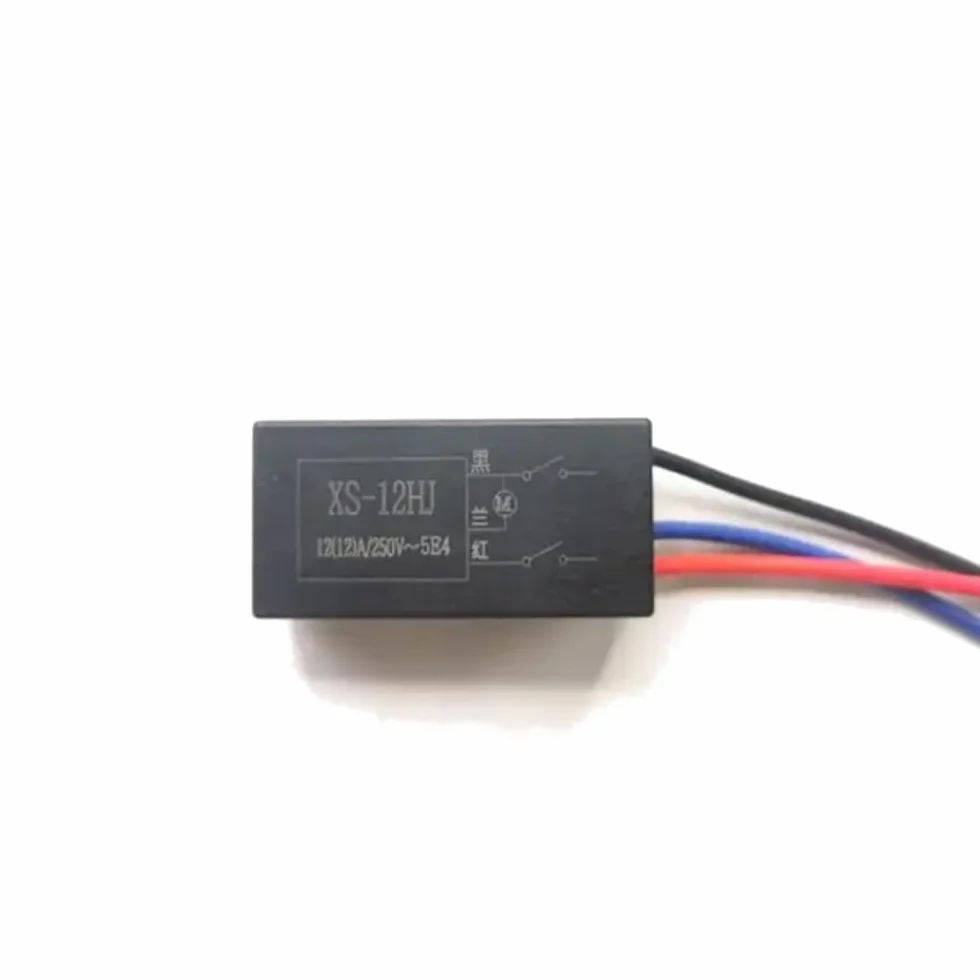 Trade-Shop XS-12HJ rezystor rozruchowy/łagodny start/miękki start kompatybilny z Black & Decker BT1400-B3 / w zestawie 3 kable, 12 A/16 A/20 A 250 V, pyłoszczelny
