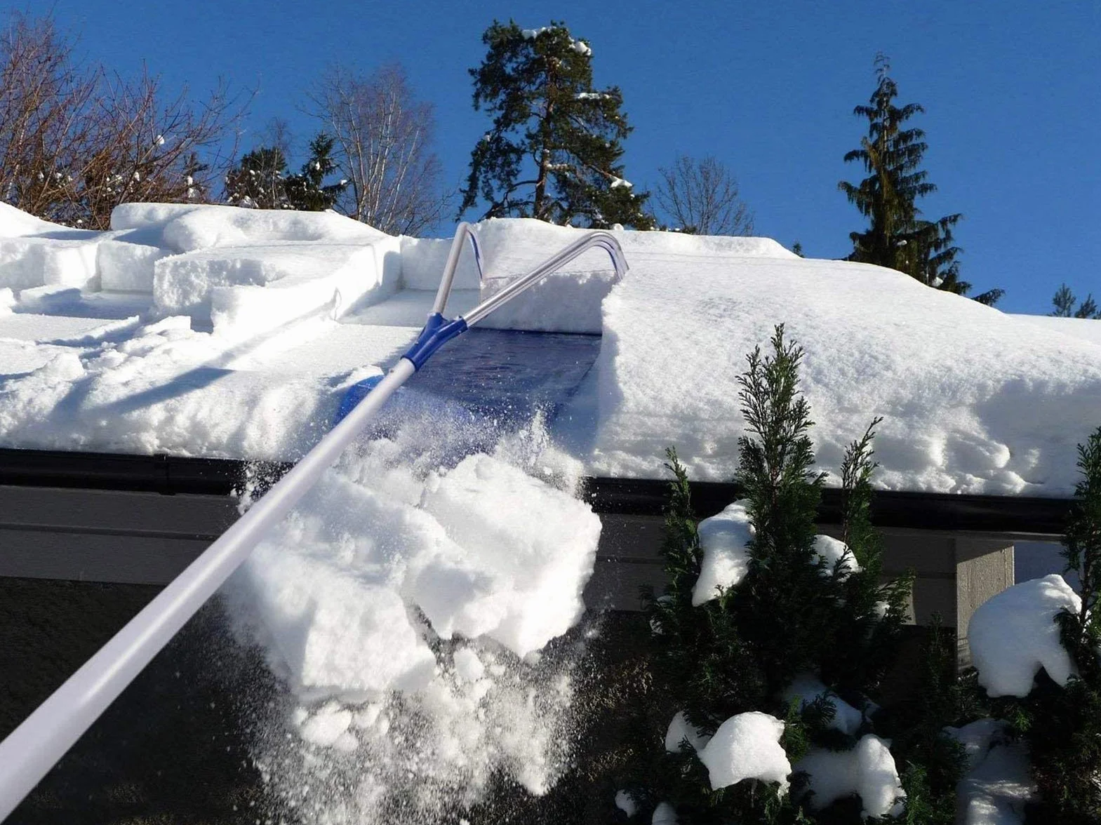 Grabie do śniegu na dach 50 cm z regulowanym teleskopowym uchwytem