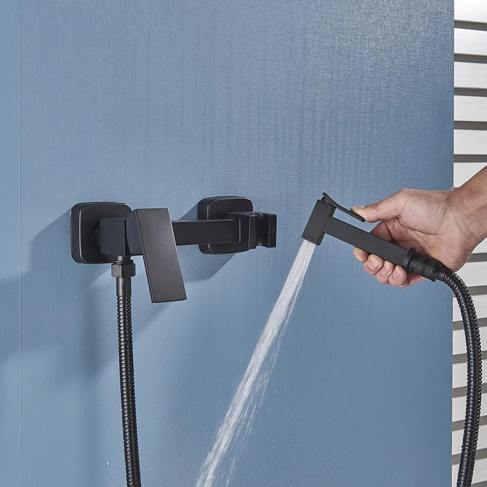 CMBSSTFC Matowe czarne baterie prysznicowe bidetowe Mosiężny higieniczny spray Airbrush Tap Mieszacz ciepłej i zimnej wody Toaleta (szczotkowana C)