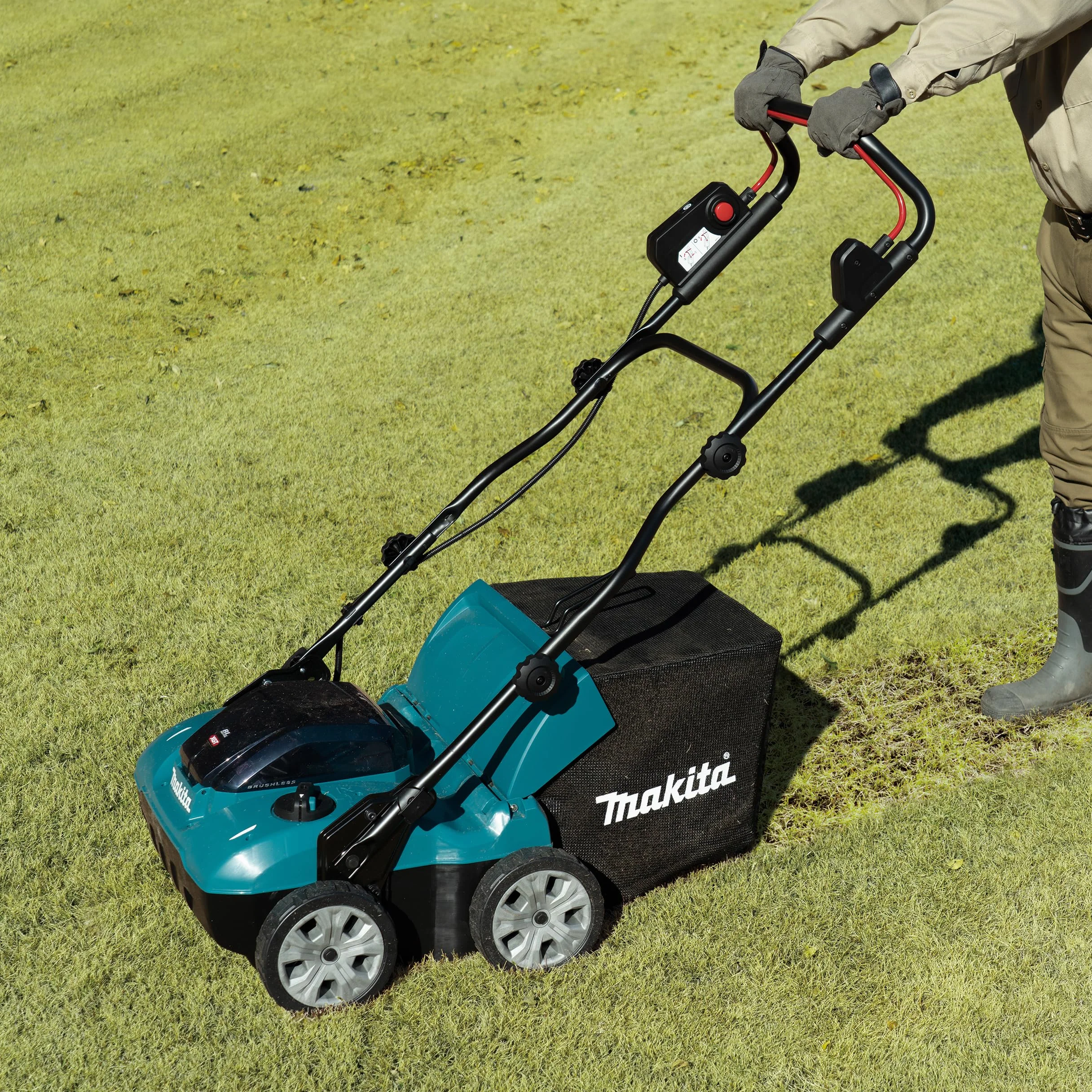 Makita UV001GZ wertykulator akumulatorowy 40 V maks. (bez akumulatora lub ładowarki)