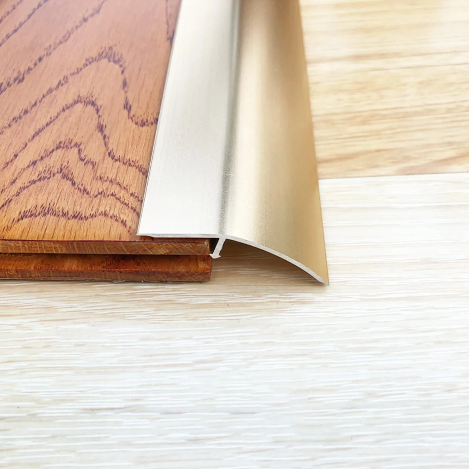 Listwy przypodłogowe, Listwa przejściowa podłogowa Drewno do płytek/laminatów/dywanów/nierównych podłóg, wytrzymałe progi aluminiowe drzwi(Gold)