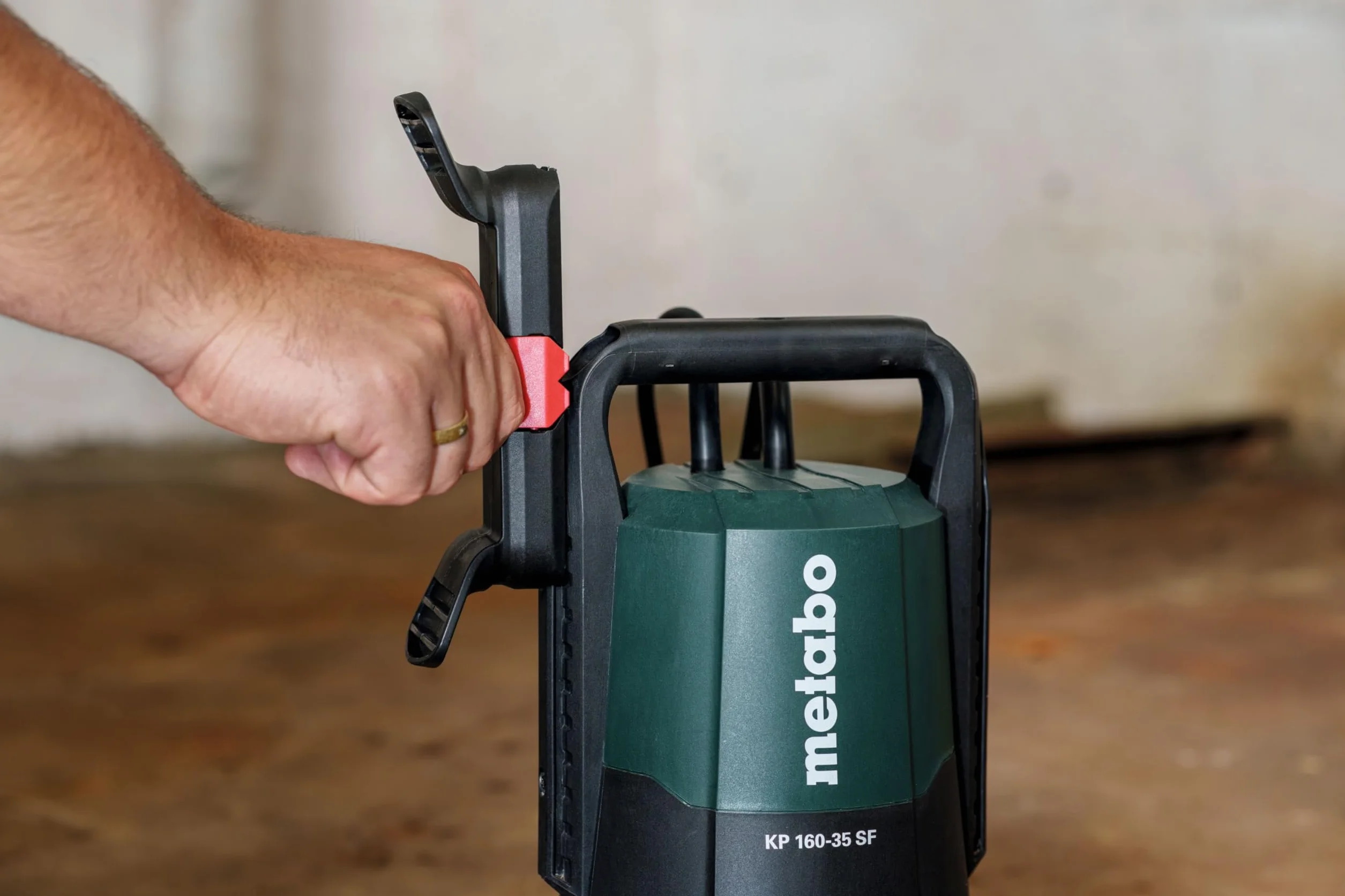 Metabo DG 700-90 pneumatyczna szlifierka prosta, średnica tarczy 125 mm, ciśnienie robocze 6,2 bar, kompaktowa konstrukcja, szlifierka) 601792000