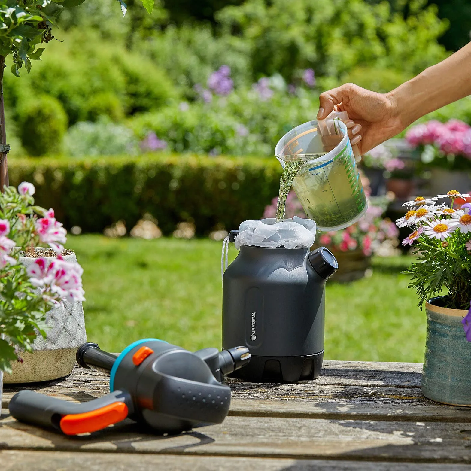 Gardena opryskiwacz ciśnieniowy 1,25 l z odchylaną dyszą 90° (11120-20)