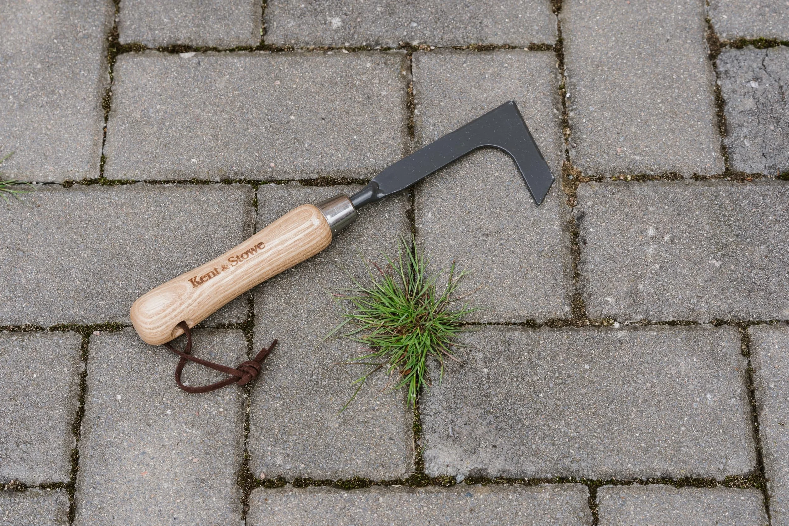 Nóż ręczny ze stali węglowej Kent and Stowe FSC-100%