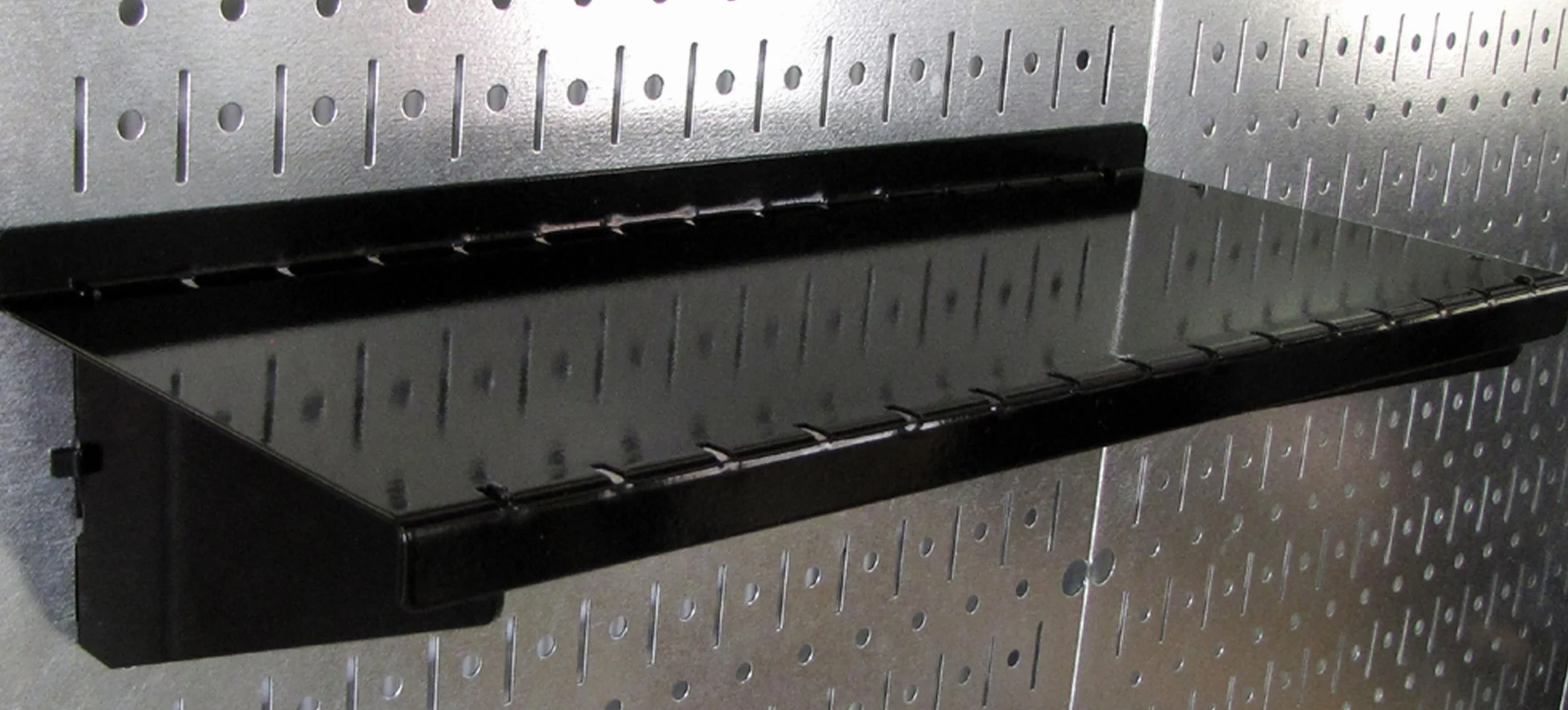 Wall Control KT-400-WRK B deska narzędziowa szczelinowa stacja robocza zestaw akcesoriów tylko tablica pegboard, czarny