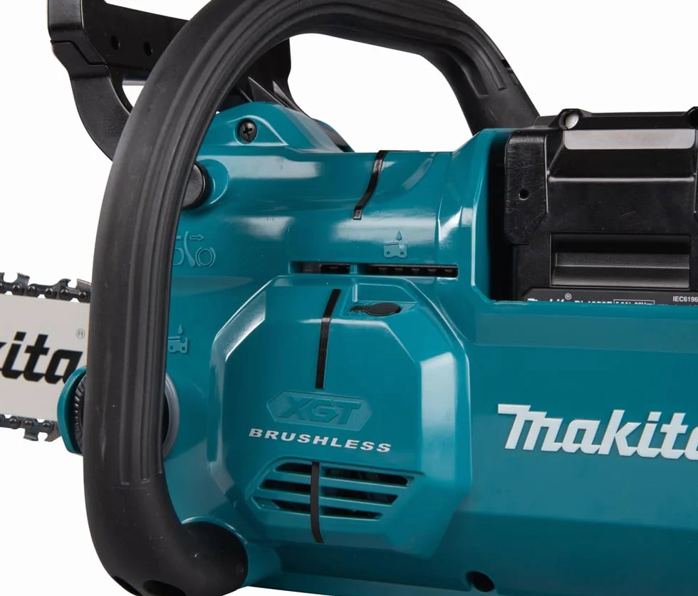 MAKITA ELETTROSEGA XGT 40 V 400 mm UC023GZ