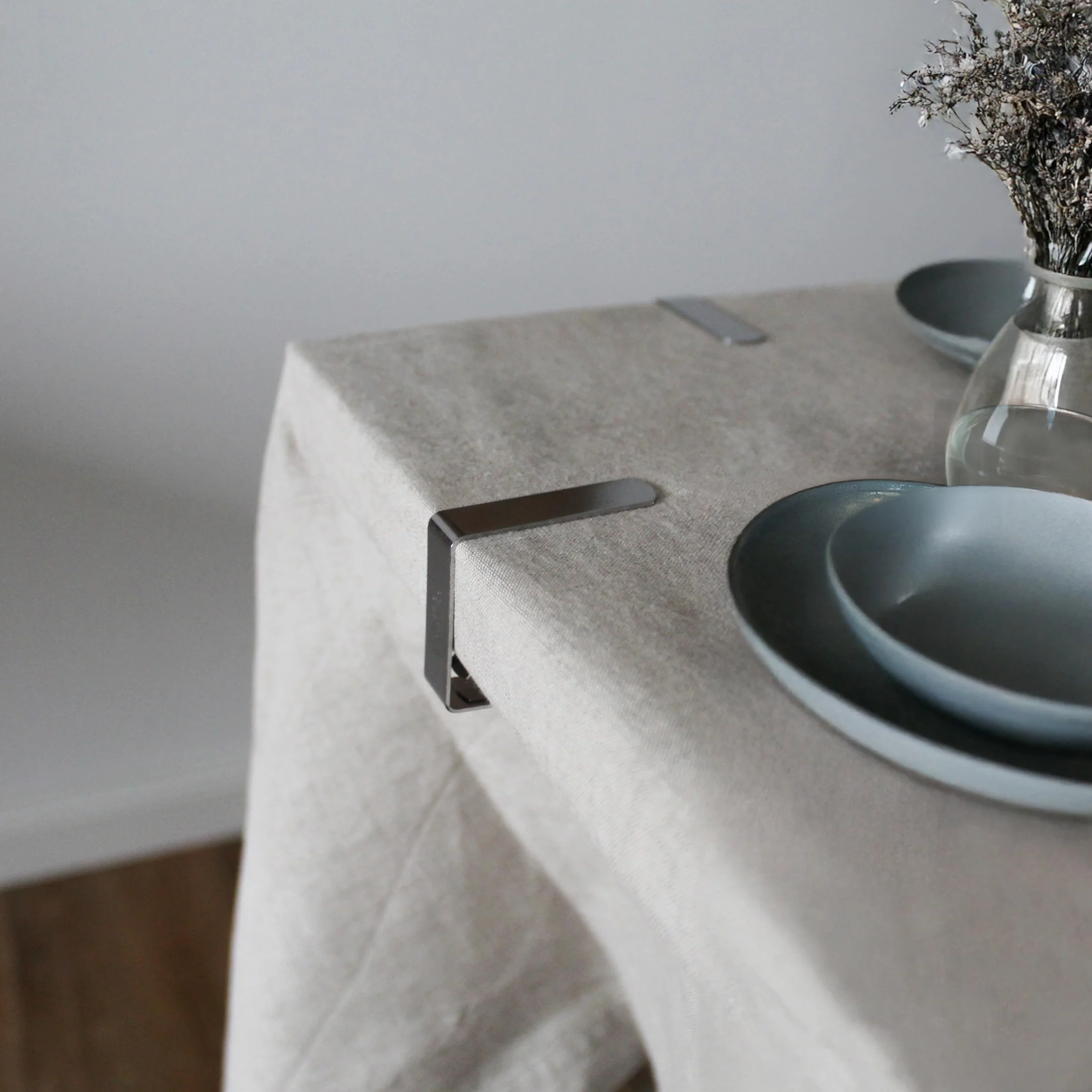 Obrus stołowy ze stali nierdzewnej złoty 6 sztuk 6,5 cm klipsy na stół 3-5 cm