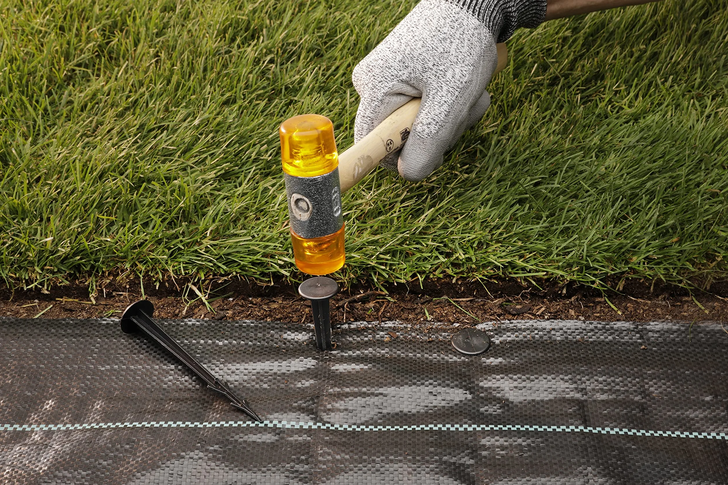 GardenMate Tkanina przeciw chwastom, przepuszcza wodę, włóknina, z ochroną UV, tkanina tasiemkowa odporna na rozerwanie, tkanina podkładowa, folia do mulczowania, 100 g/m², 2 m x 5 m
