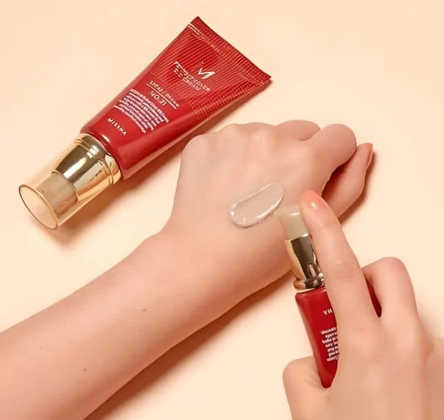 MISSHA - Perfect Cover BB Cream 20ml | Odcień #13 Jasnobeżowy | Idealna okładka | SPF 42 PA+++ | Ochrona przeciwsłoneczna, wielokolorowa, 10g