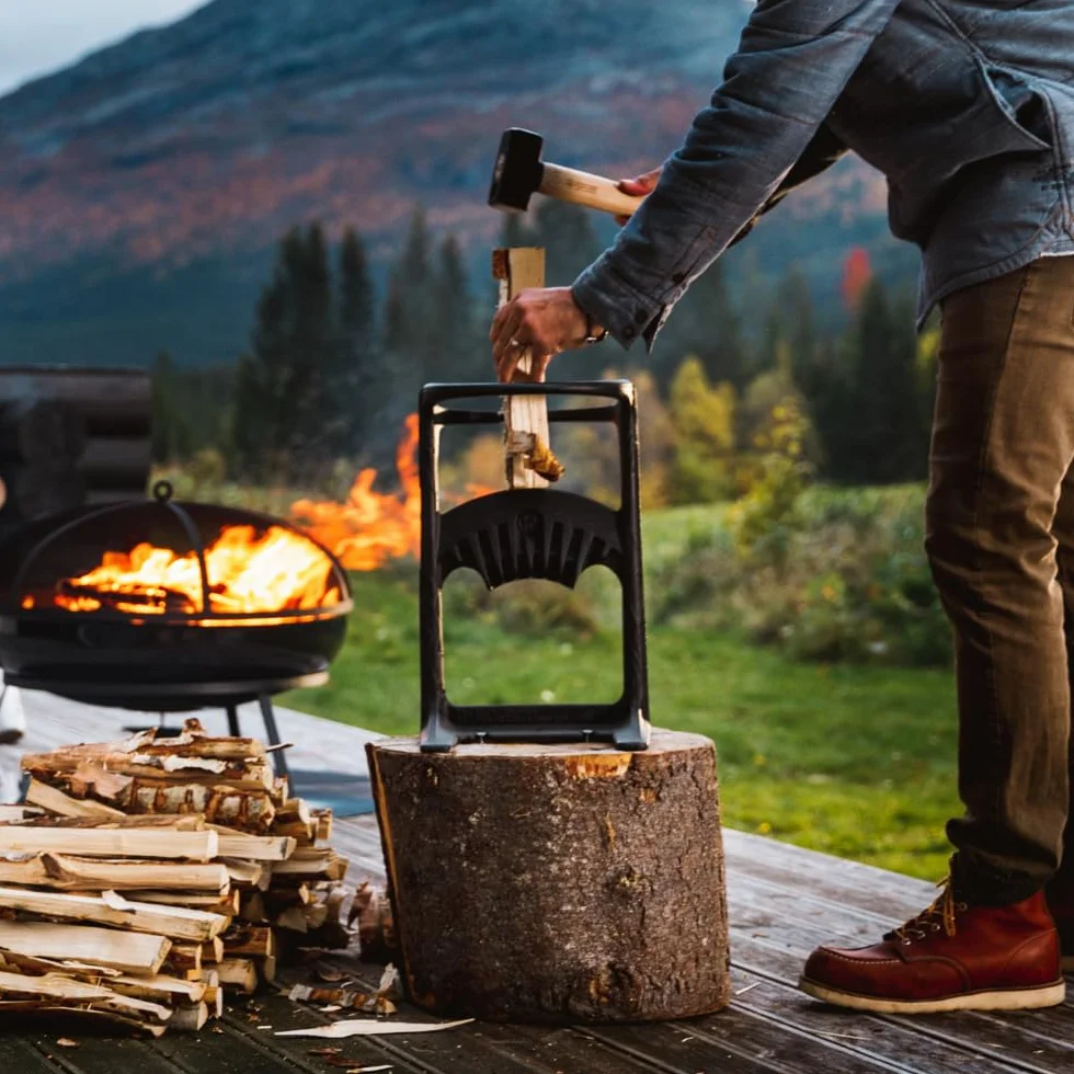 Kindling Cracker King Firewood Splitter With Hammer, Cover & Firelighters