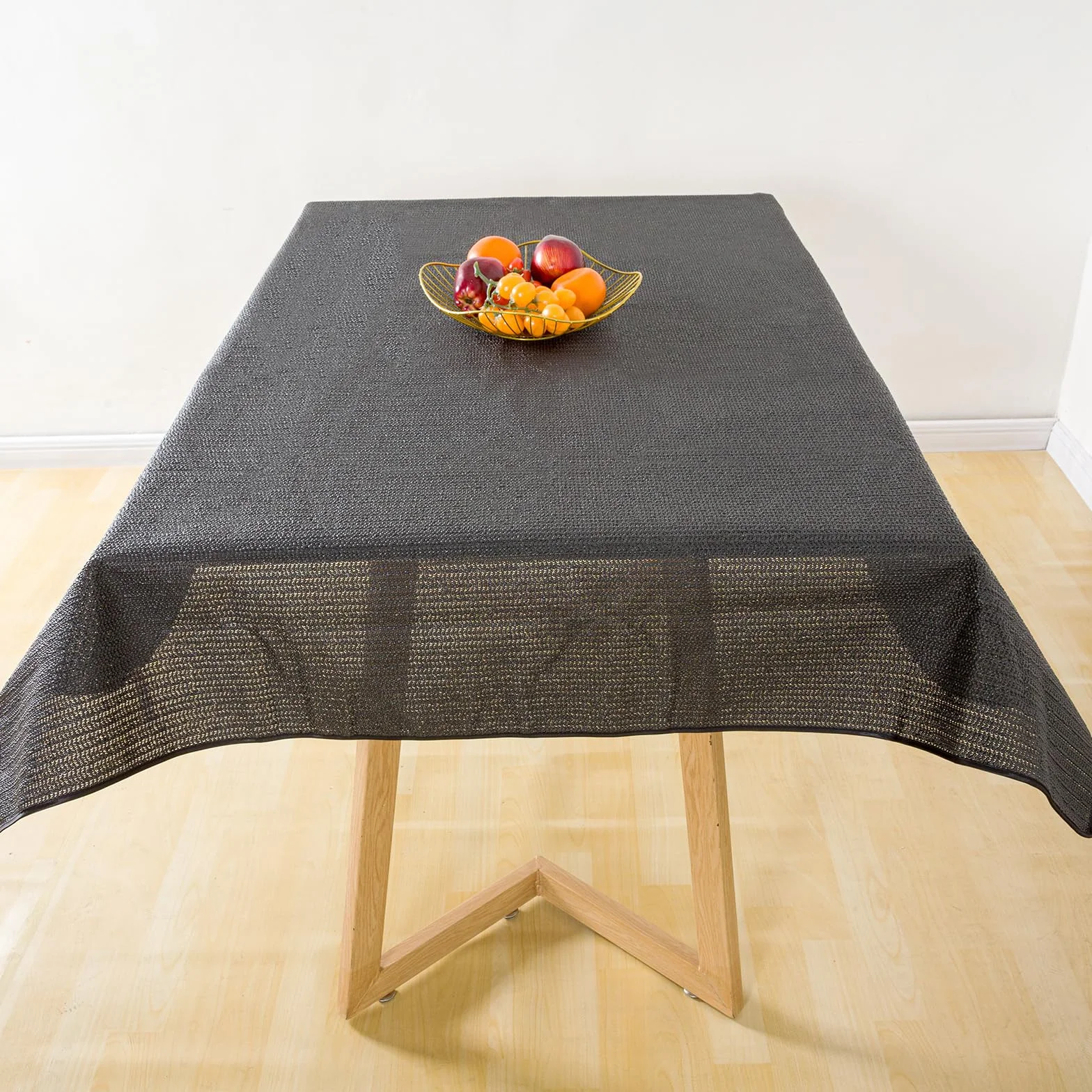 Obrus na stół ogrodowy antypoślizgowy odporny na warunki atmosferyczne 130 x 160 cm prostokątny
