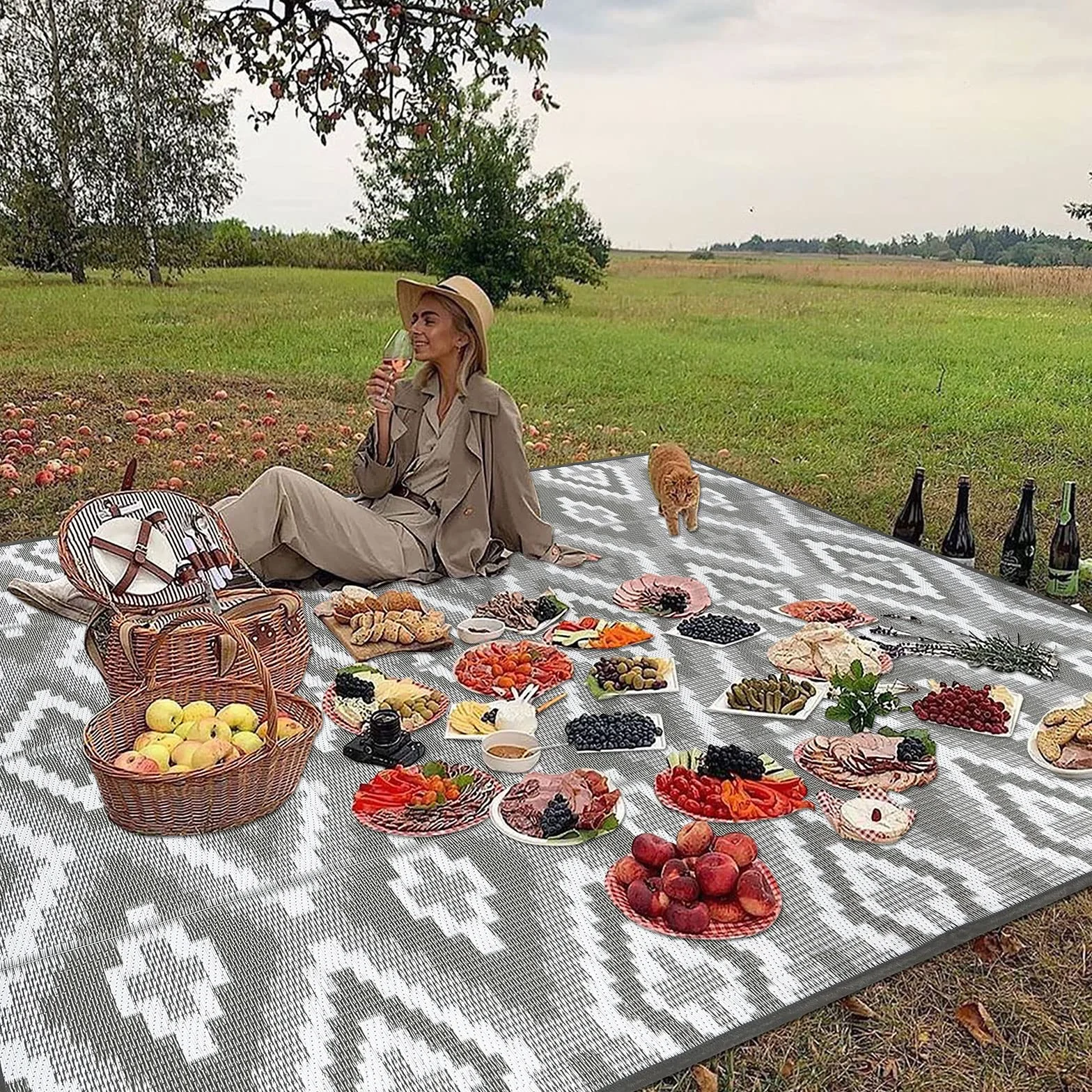 Enyhom Dywan piknikowy 150 x 240 cm składany odporny na promieniowanie UV
