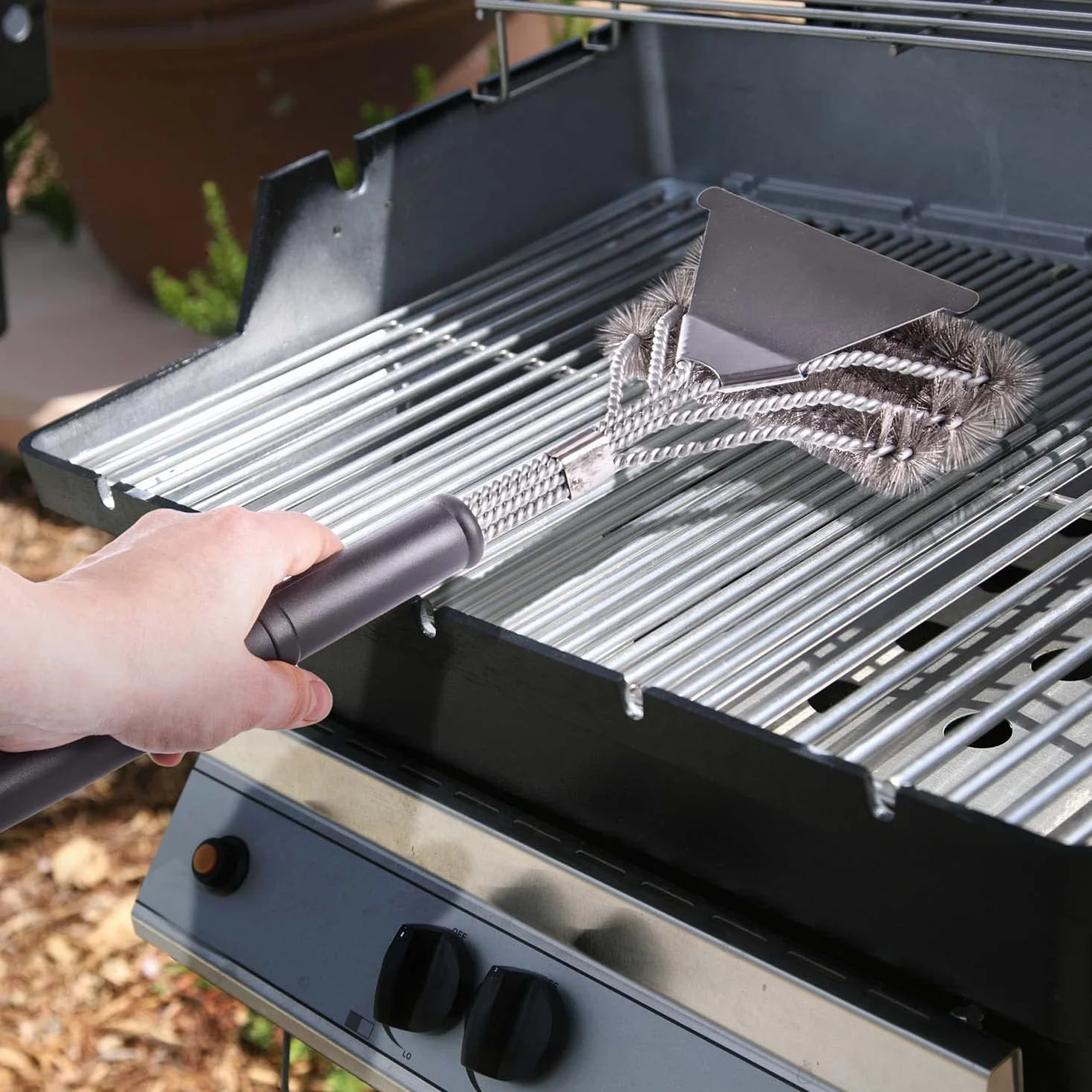 Dimono® Profesjonalna szczotka do grilla Szczotka do grilla do czyszczenia 360° wykonana ze stali nierdzewnej - szybciej czyszcz na zewnątrz, grill i grill (Deluxe ze skrobaczką)