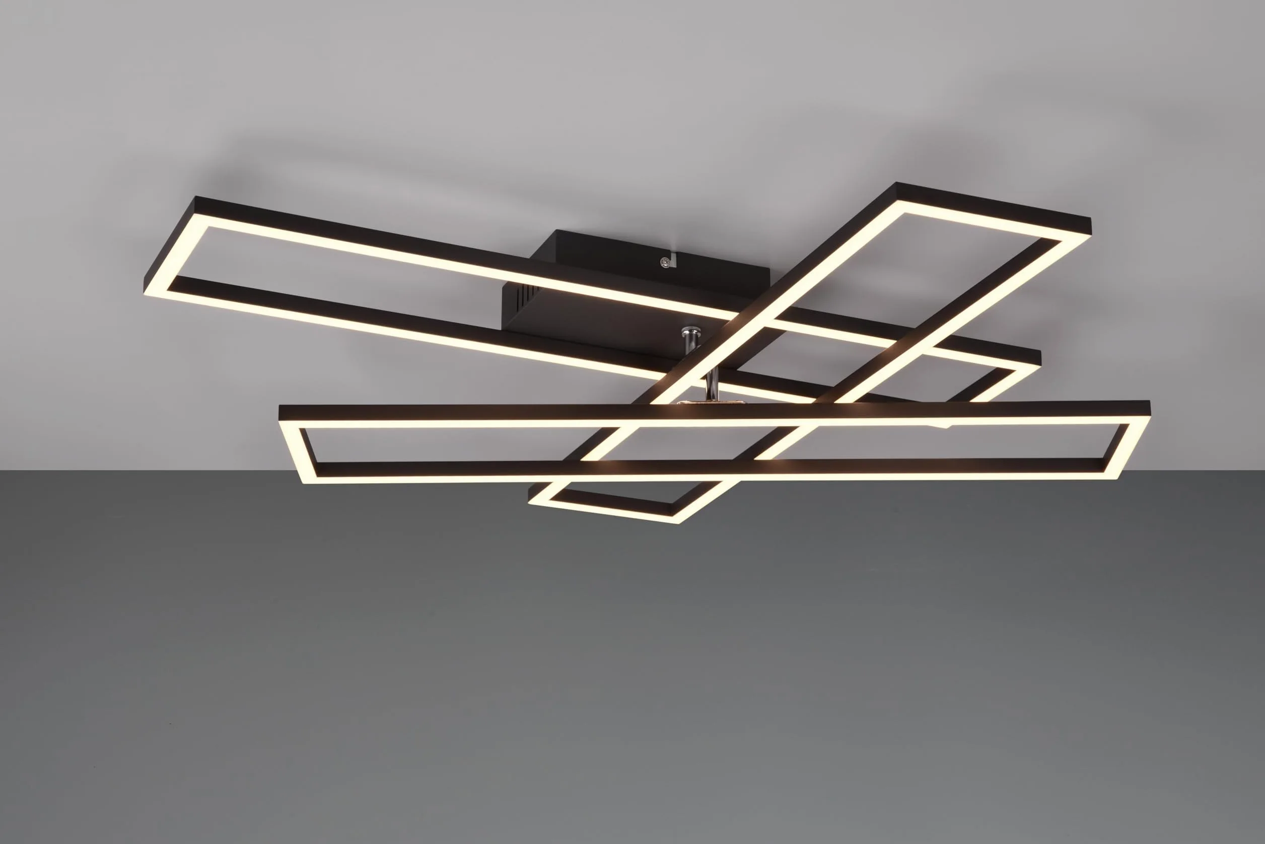 Reality Leuchten Corso R64423132, metal matowy czarny, z diodą LED 36 W, pilot zdalnego sterowania