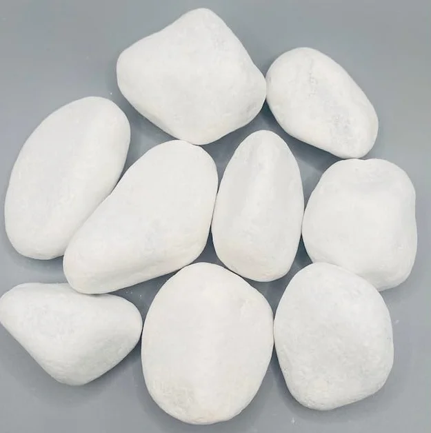 HCommerce śnieżnobiałe kamienie dekoracyjne I żwir marmurowy I żwir Carrara I ziarnistość 20-40 mm (1 kilogram)