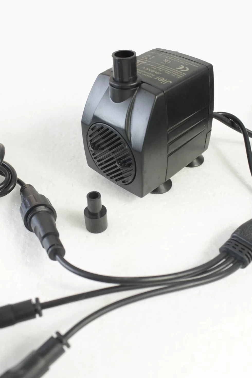 Pompa do fontanny z oświetleniem LED 12V 5m kompletny zestaw