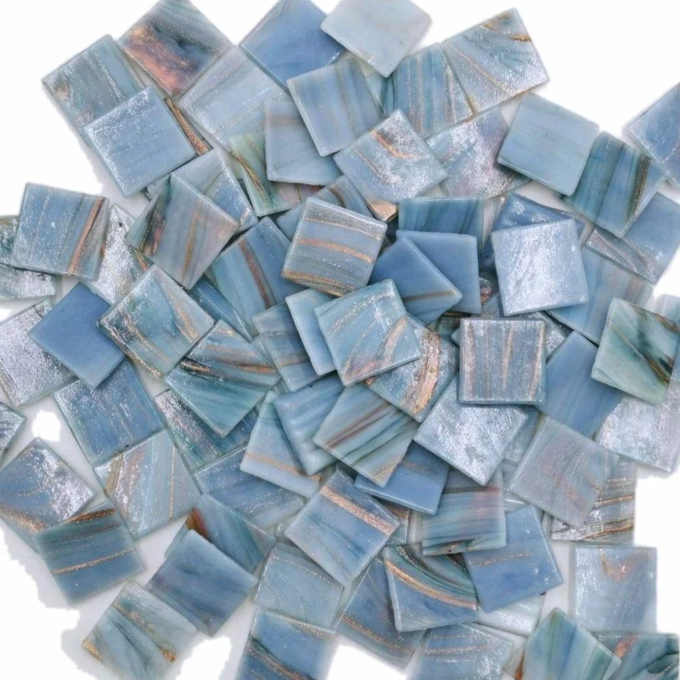 Kamień mozaikowy szary z miedzianą teksturą 2 x 2 cm 130 g (ok. 43 sztuk)